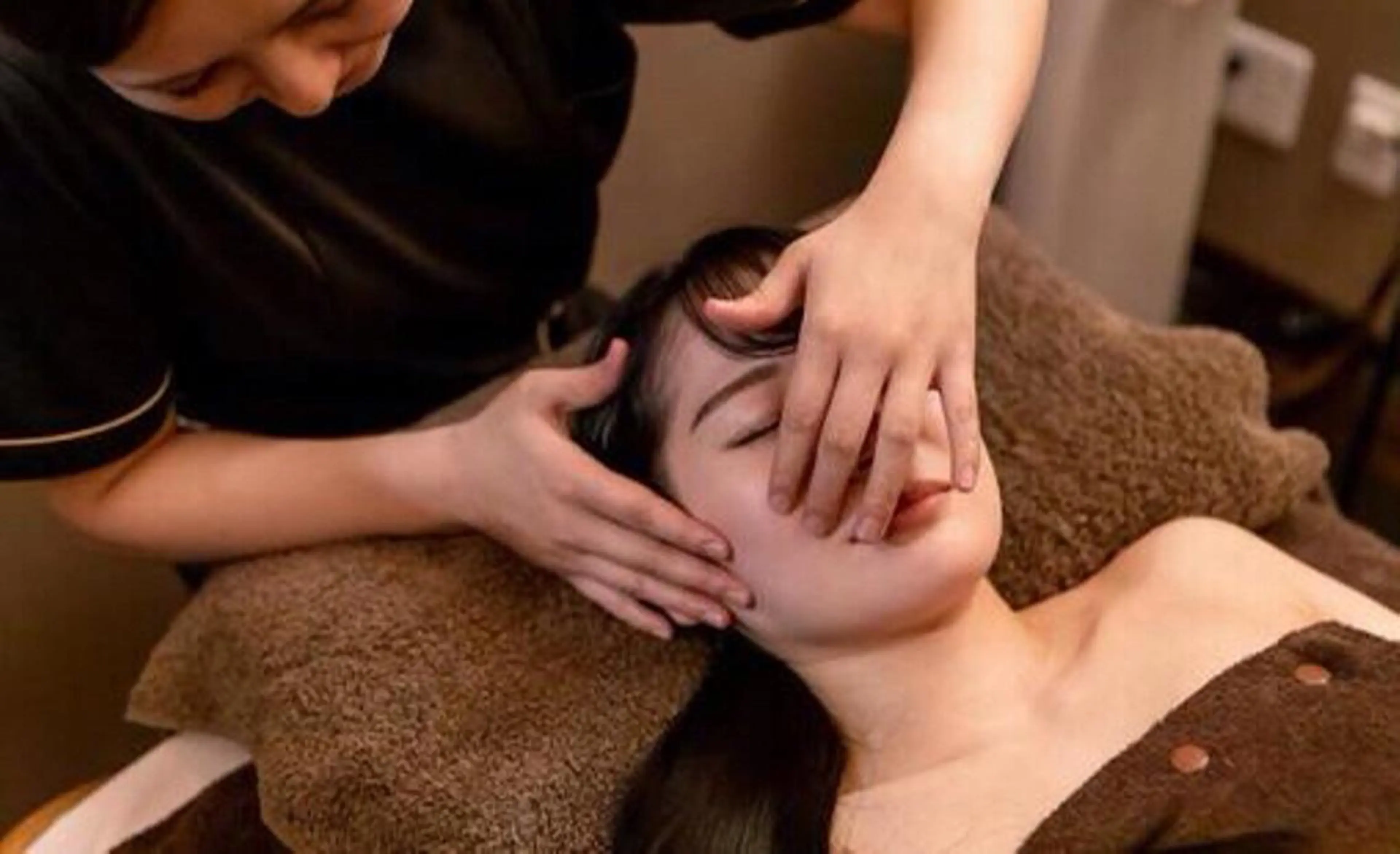 エステ オーガニック エステ サロンフィオーレの眉毛・アイブロウイメージ