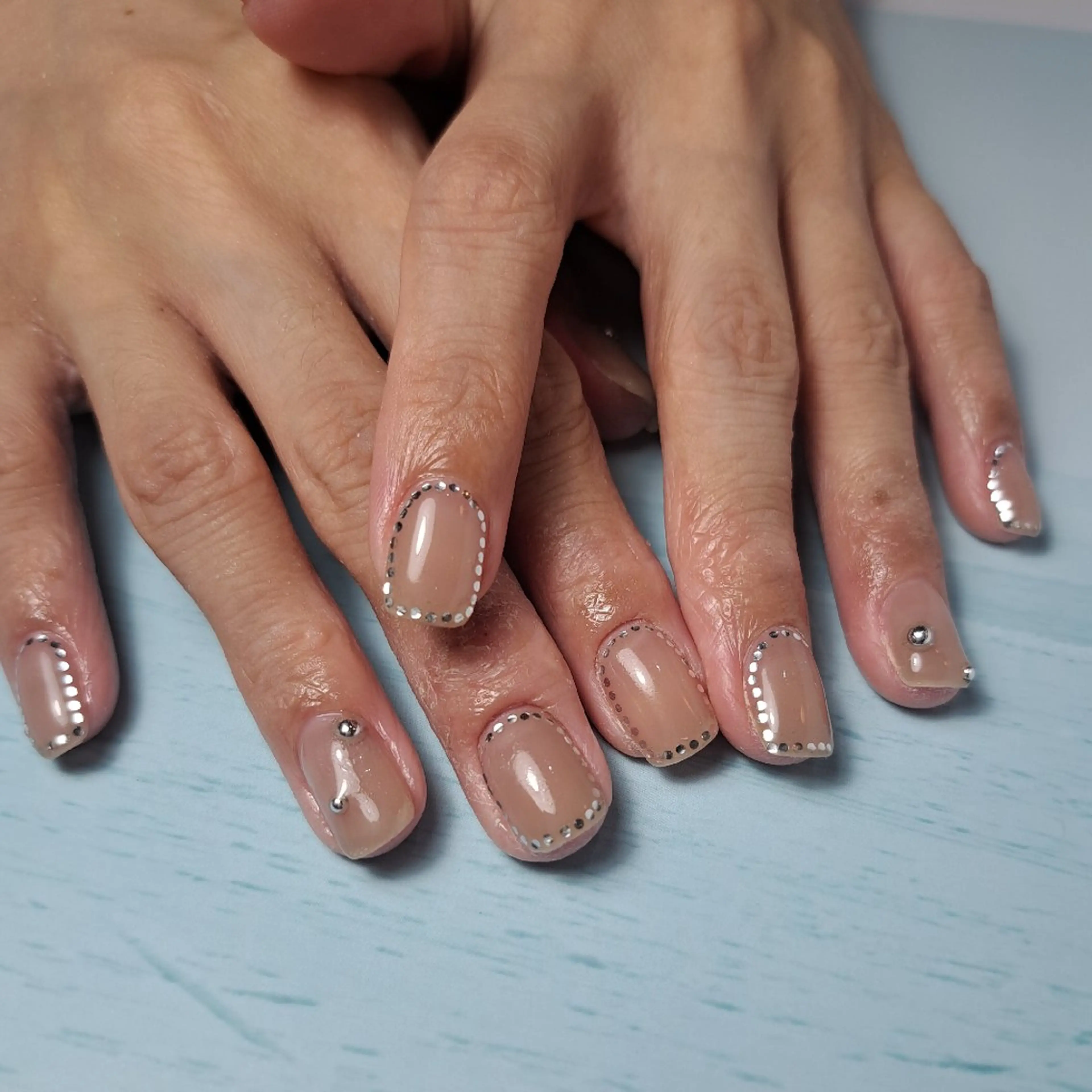 ネイル アートネイル ジェルネイル ホログラムネイル 持ち込み Nail mood デザイン持ち込みokのネイルデザイン