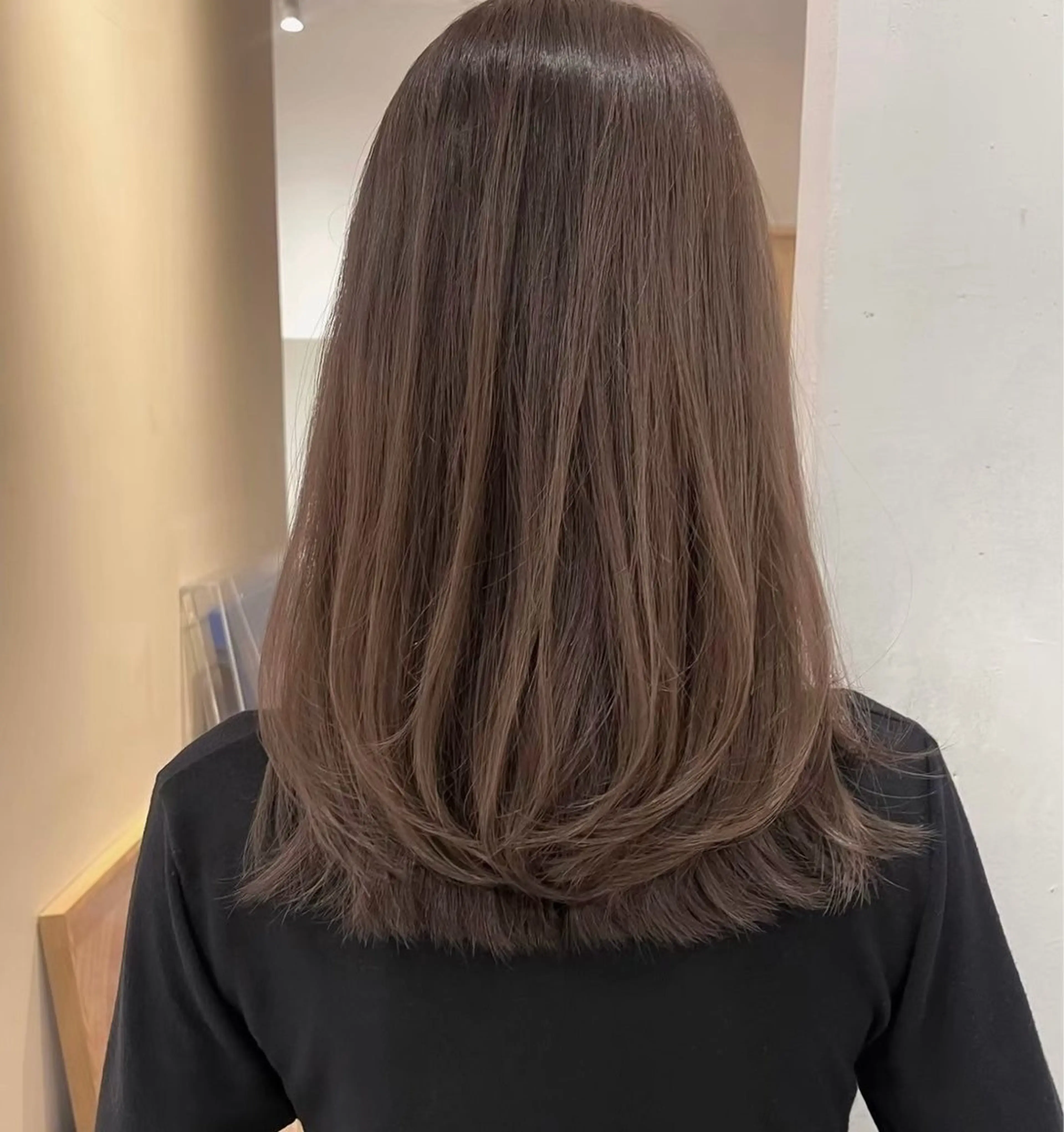 セミロング 髪質改善 トリートメント ヘアカラー トリートメント 渋谷 透明感カラー 雄貴のヘアスタイル