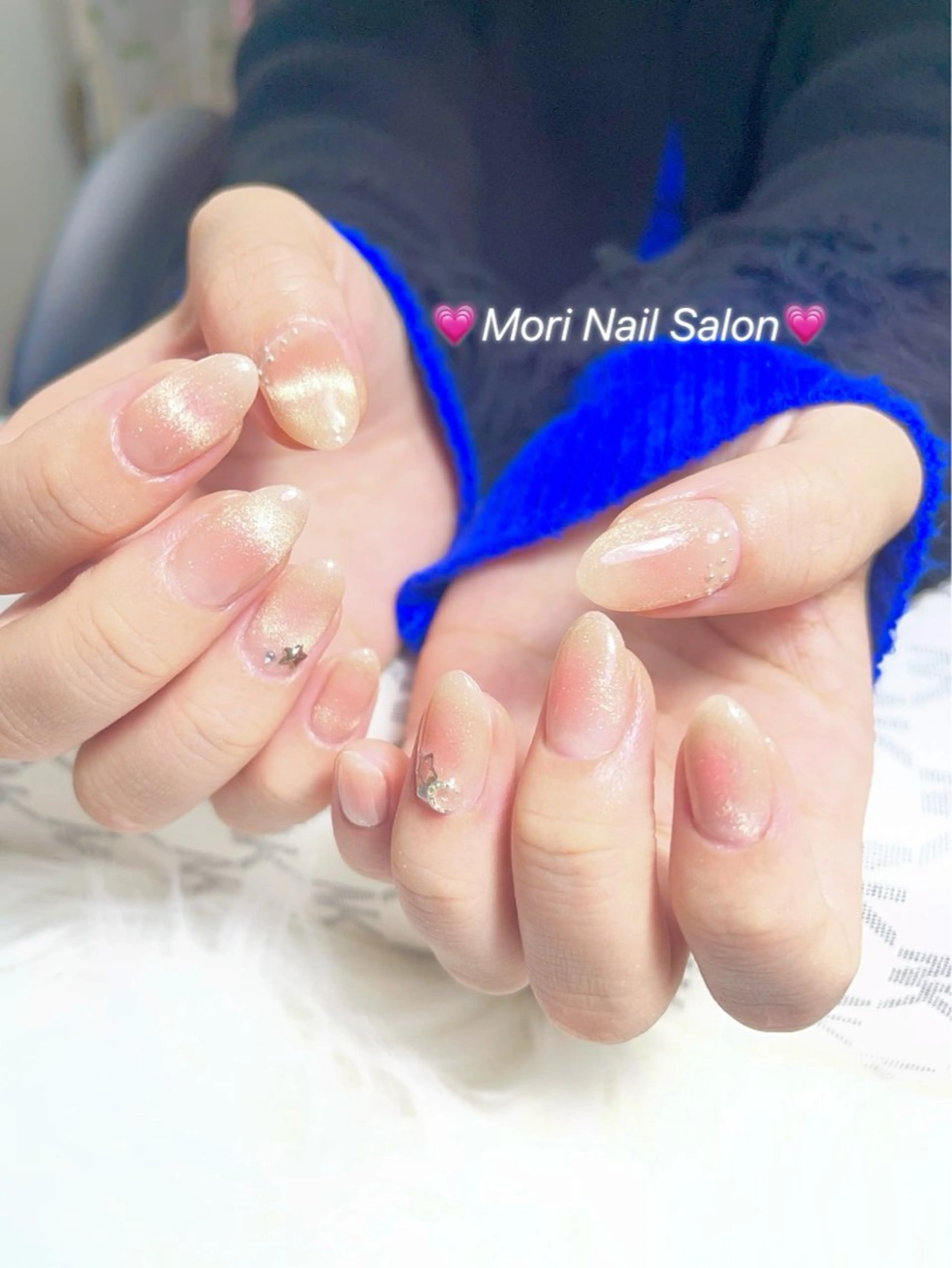 ネイル グラデーション マグネットネイル MORI ネイル SALONのネイルデザイン