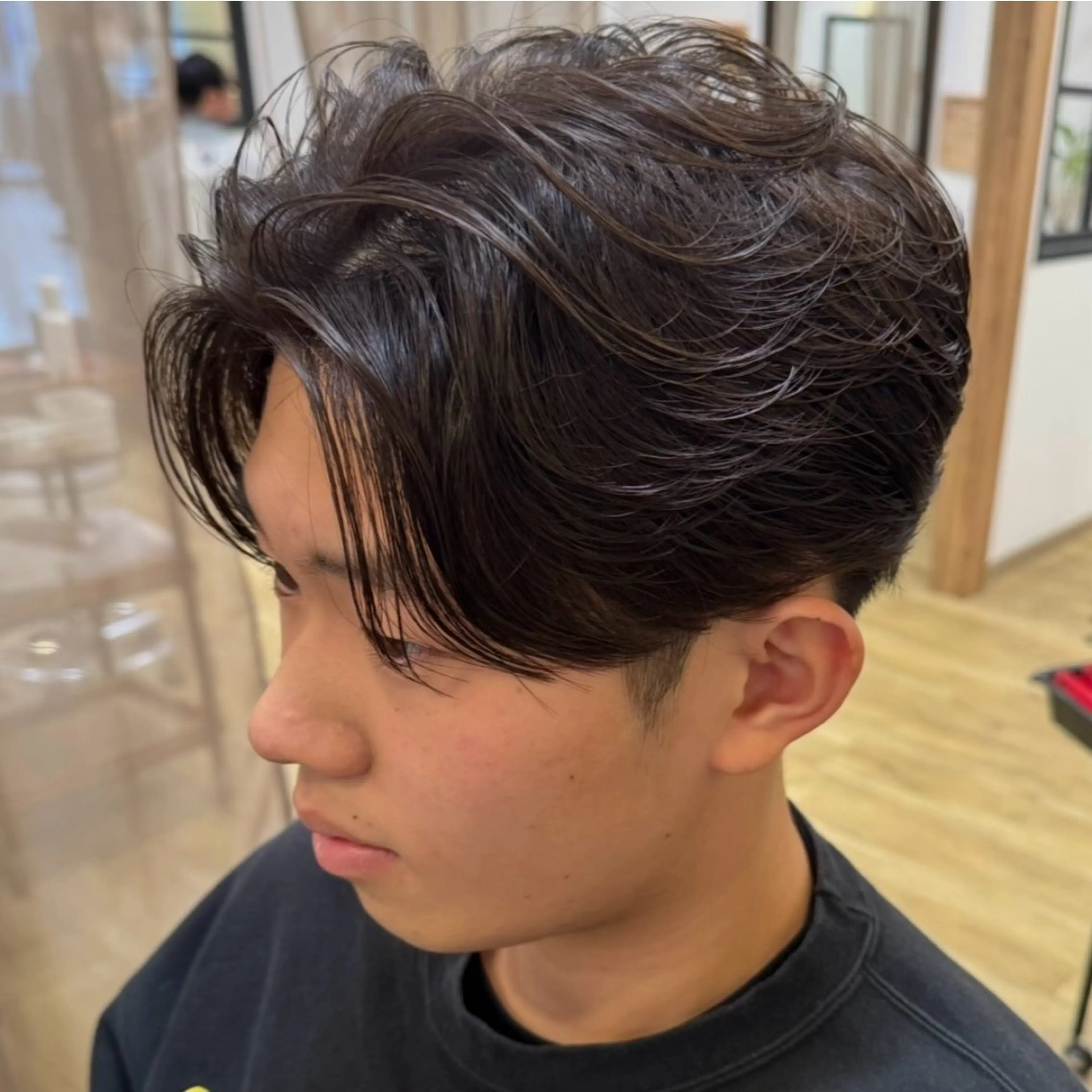 パーマ メンズ フェザーパーマ メンズパーマ カット パーマ 安部 真弘のヘアスタイル