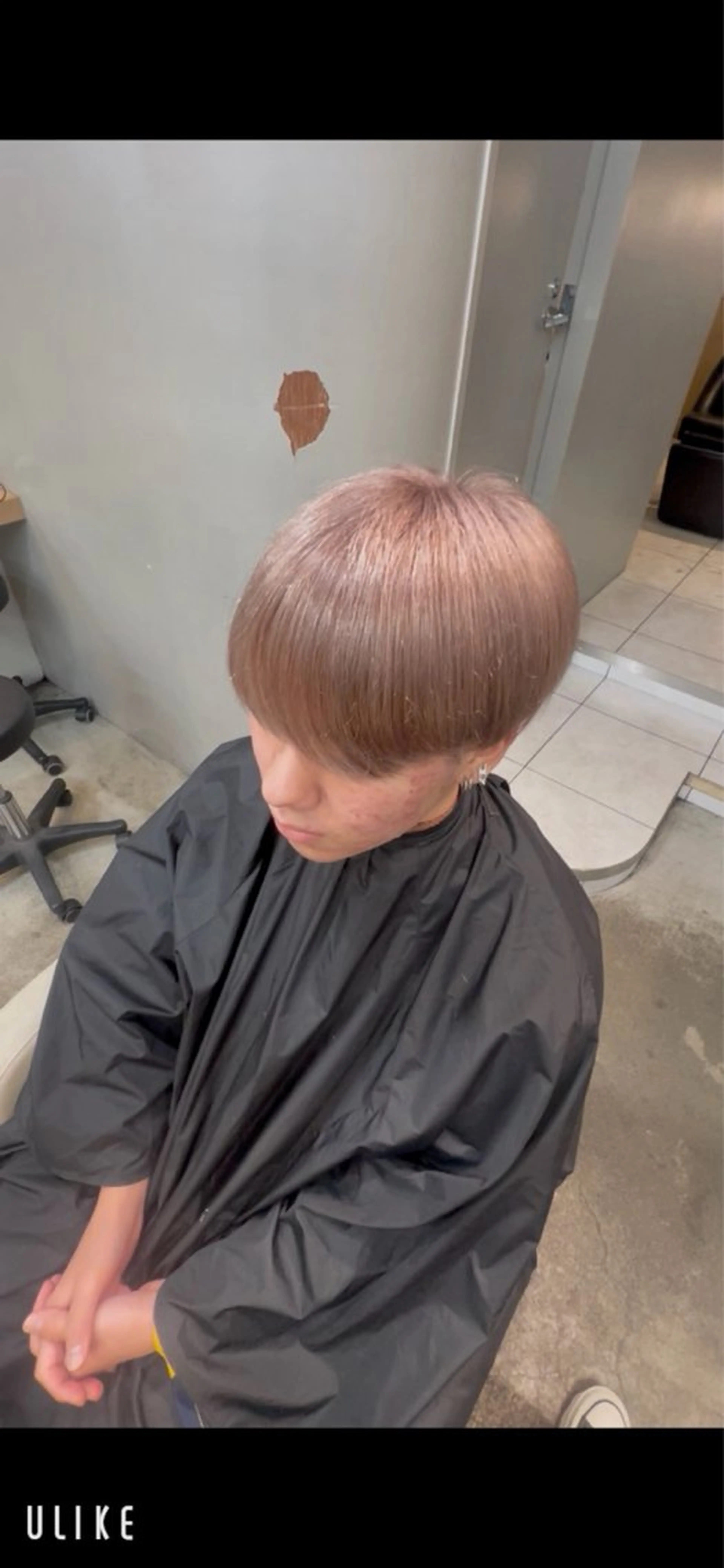 カラー メンズ メンズブリーチ ベージュカラー ブリーチ ミルクティーベージュ AITOKYO たけし／メンズのヘアスタイル