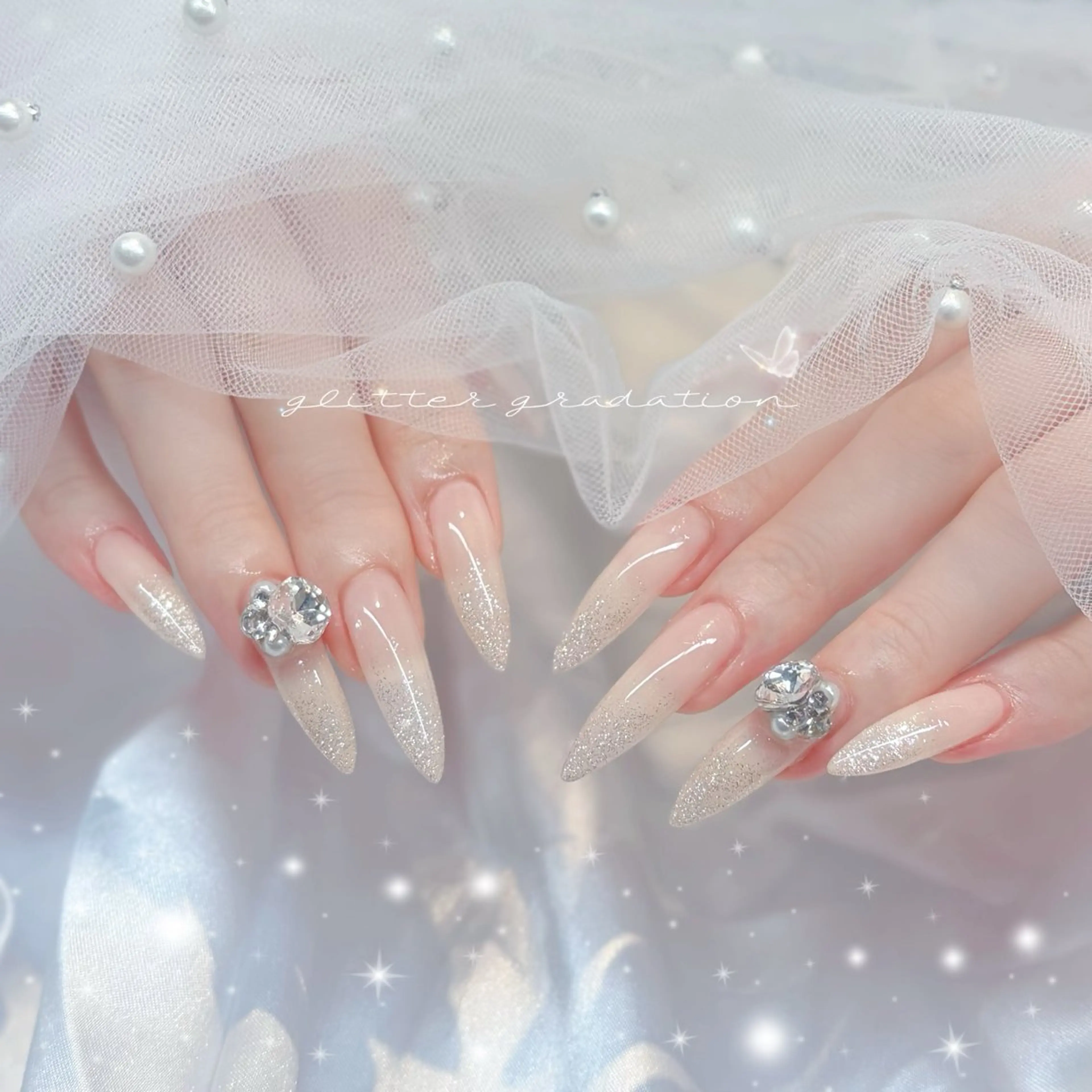 ネイル キラキラネイル ロングネイル ワンホンネイル ハンドネイル Keli Nail 難波のネイルデザイン
