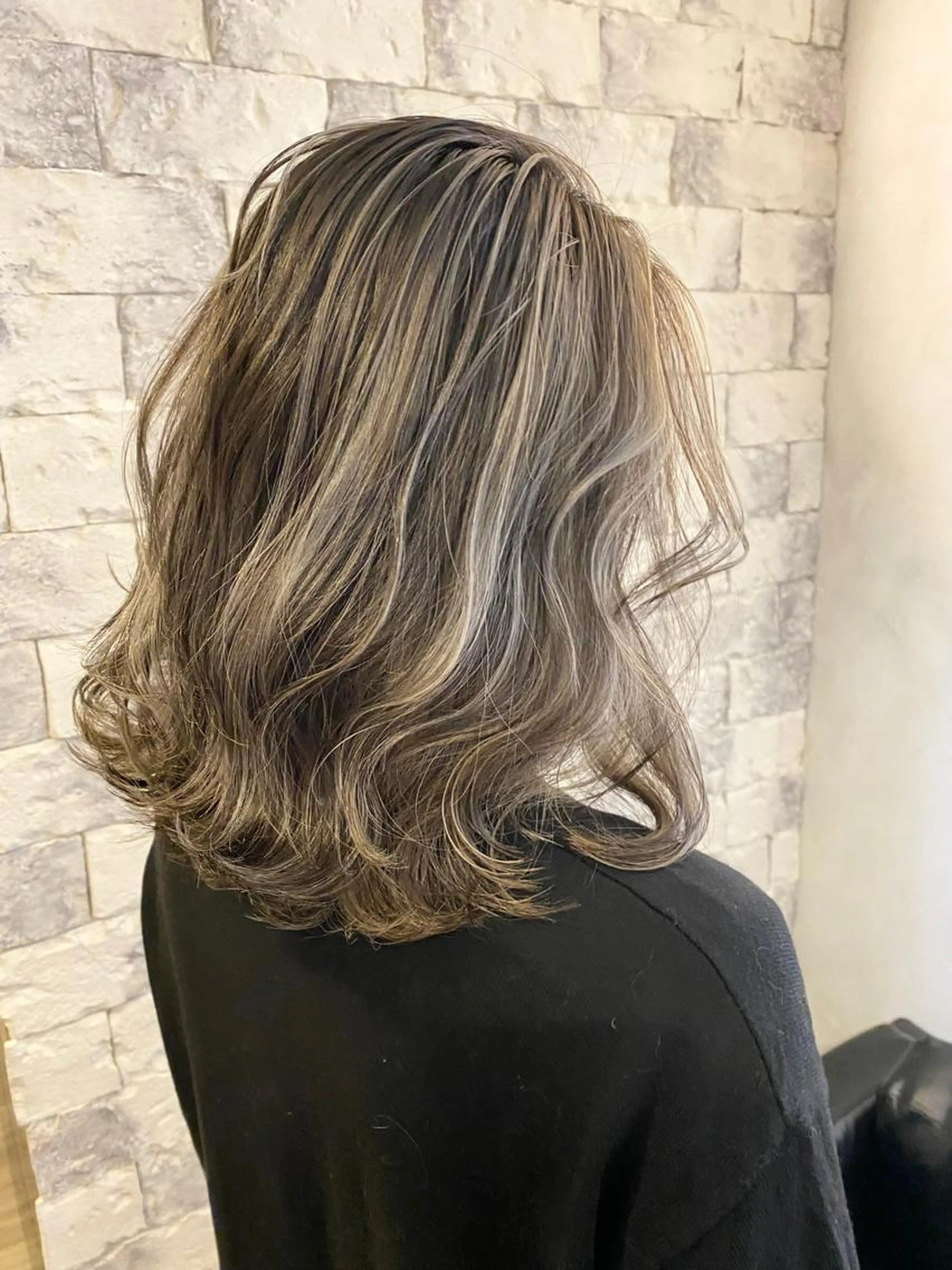 ❤️ケアブリーチ使用❤️インナーカラー⭐️グラデーション⭐️ハイライト⭐️バレイヤージュ⭐️TOKIOトリートメントの写真