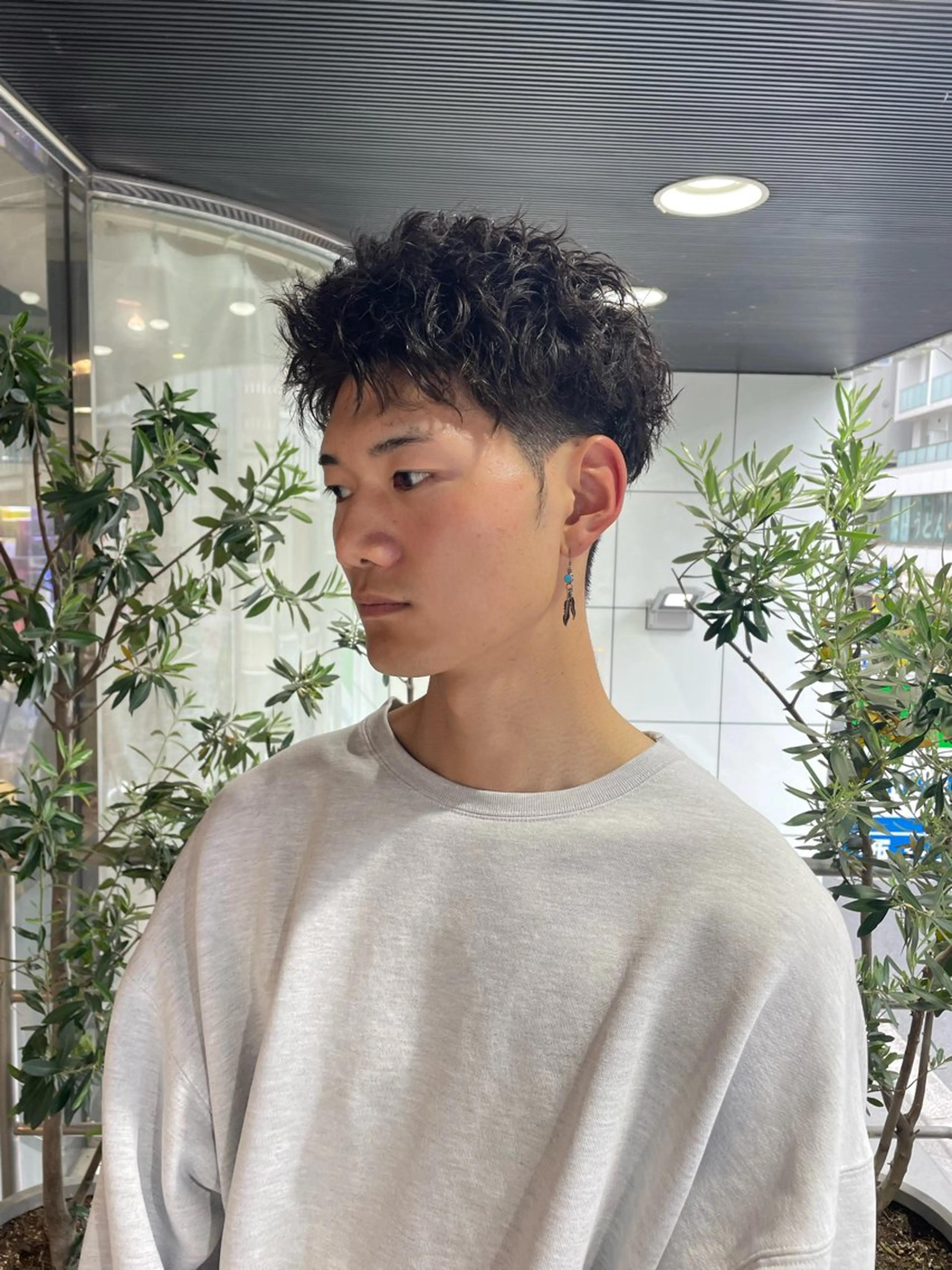 ショート ARISA︎ メンズハイトーンのヘアスタイル