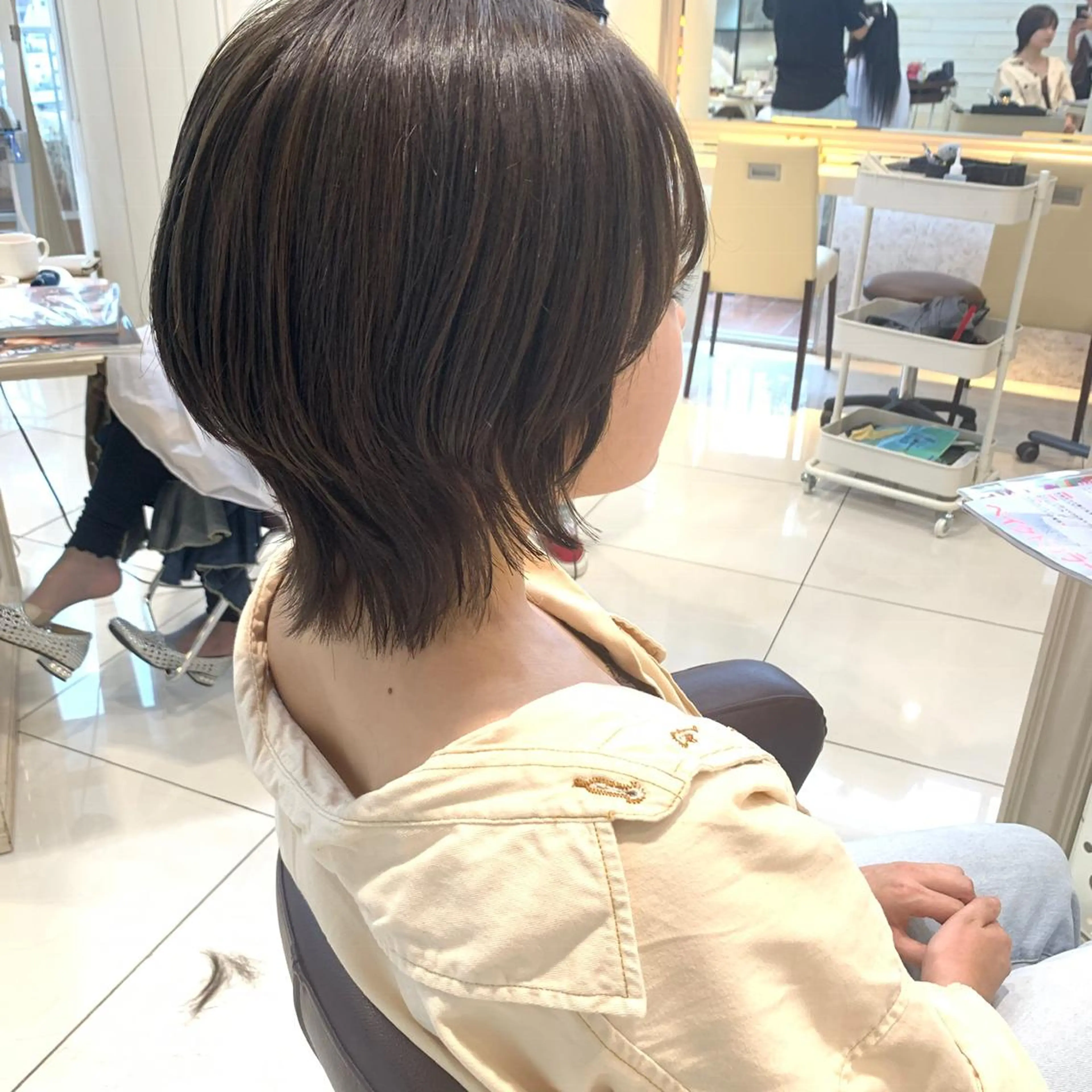 ショート カラー ウルフカット カット ヘアカラー 黒田瀬奈/ボブ まろやかベージュのヘアスタイル