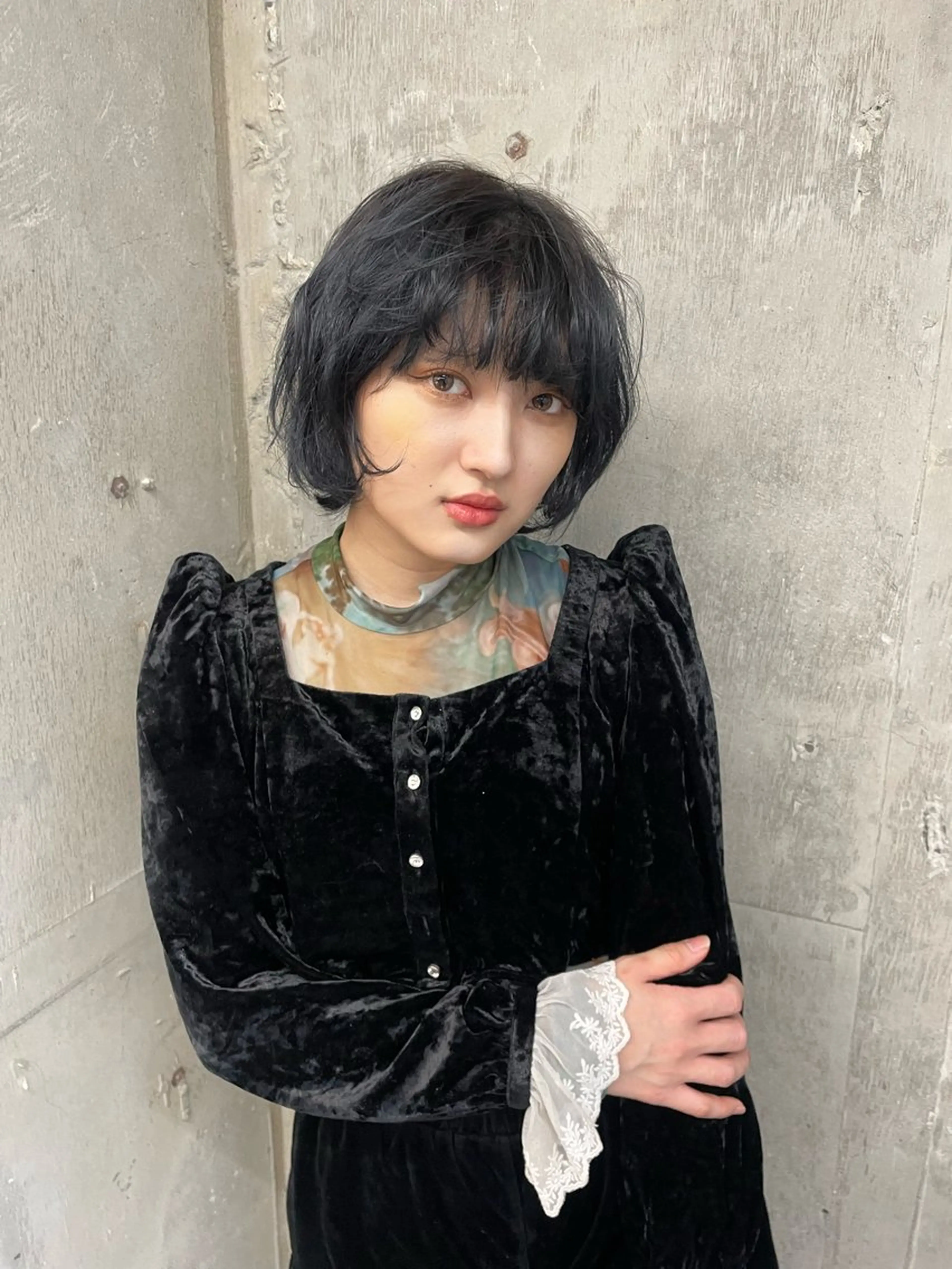 ミディアム 鈴木瑛里／ブロンド ベージュ／男女のヘアスタイル