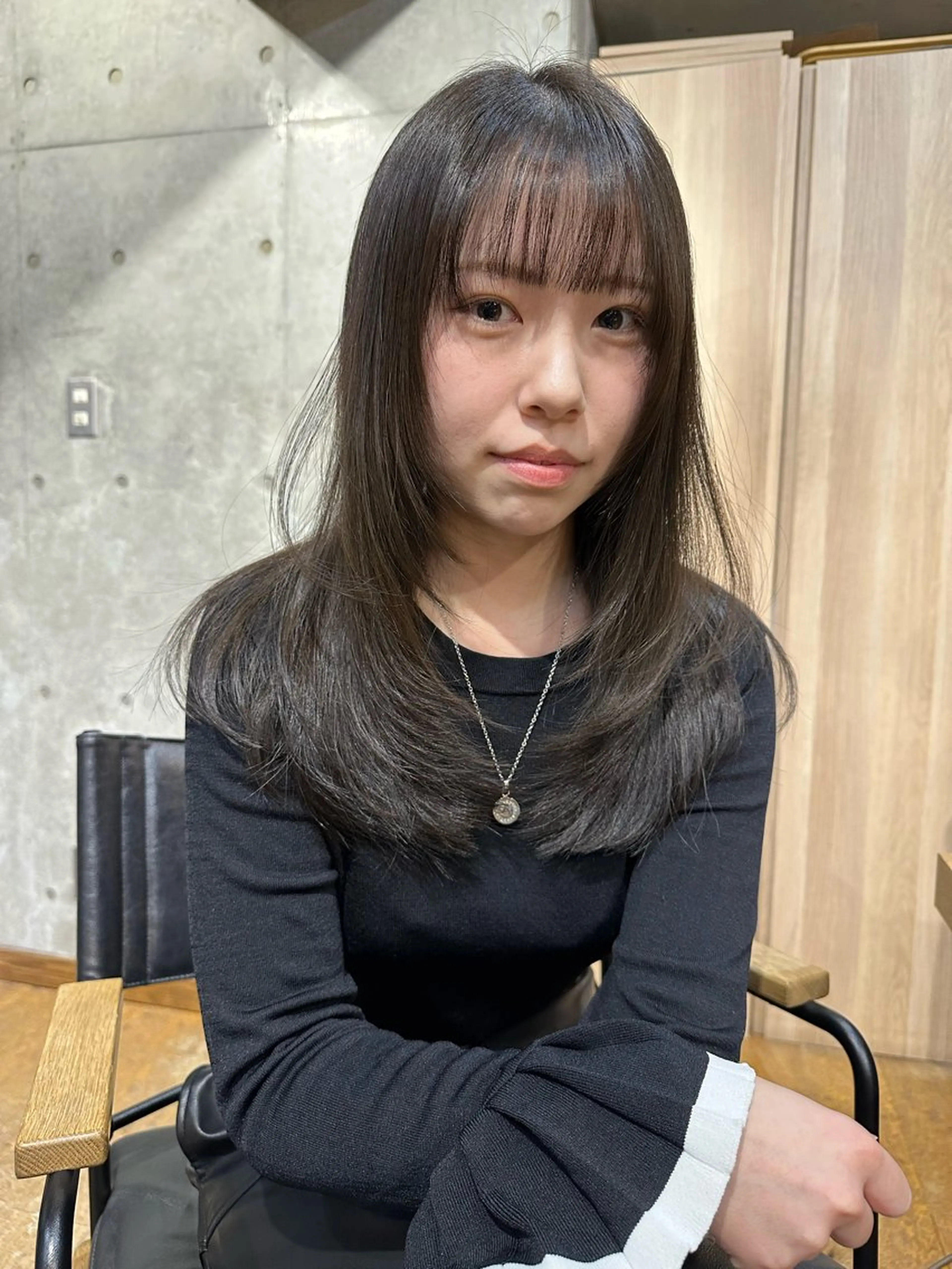 ロング カラー アディクシーカラー ブリーチ ケアブリーチ ダブルカラー イヤリングカラー DAIKIベージュ 🍂レイヤーカットのヘアスタイル