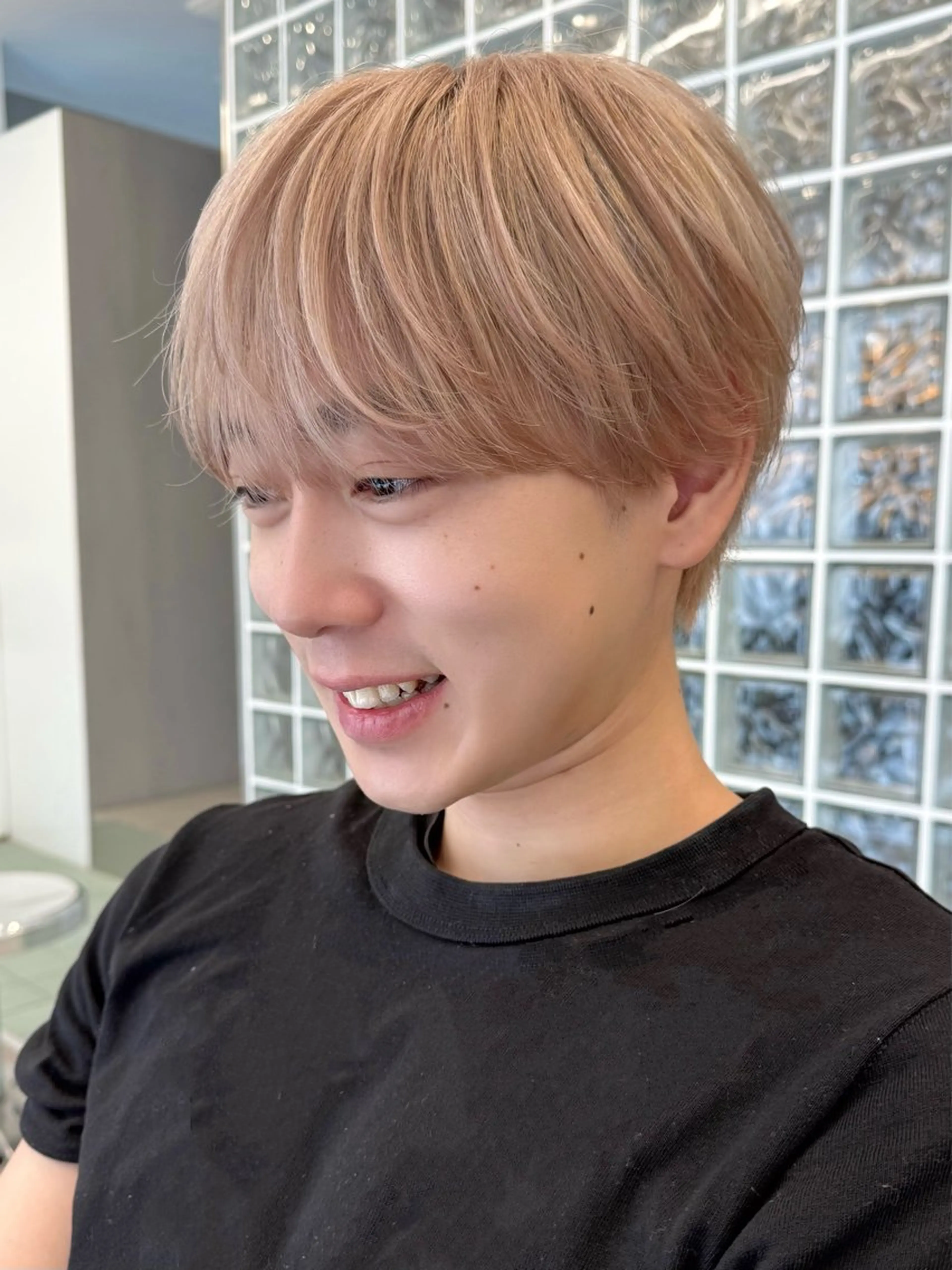 ショート カラー メンズ ヘアカラー メンズブリーチ カラーhirokoのヘアスタイル