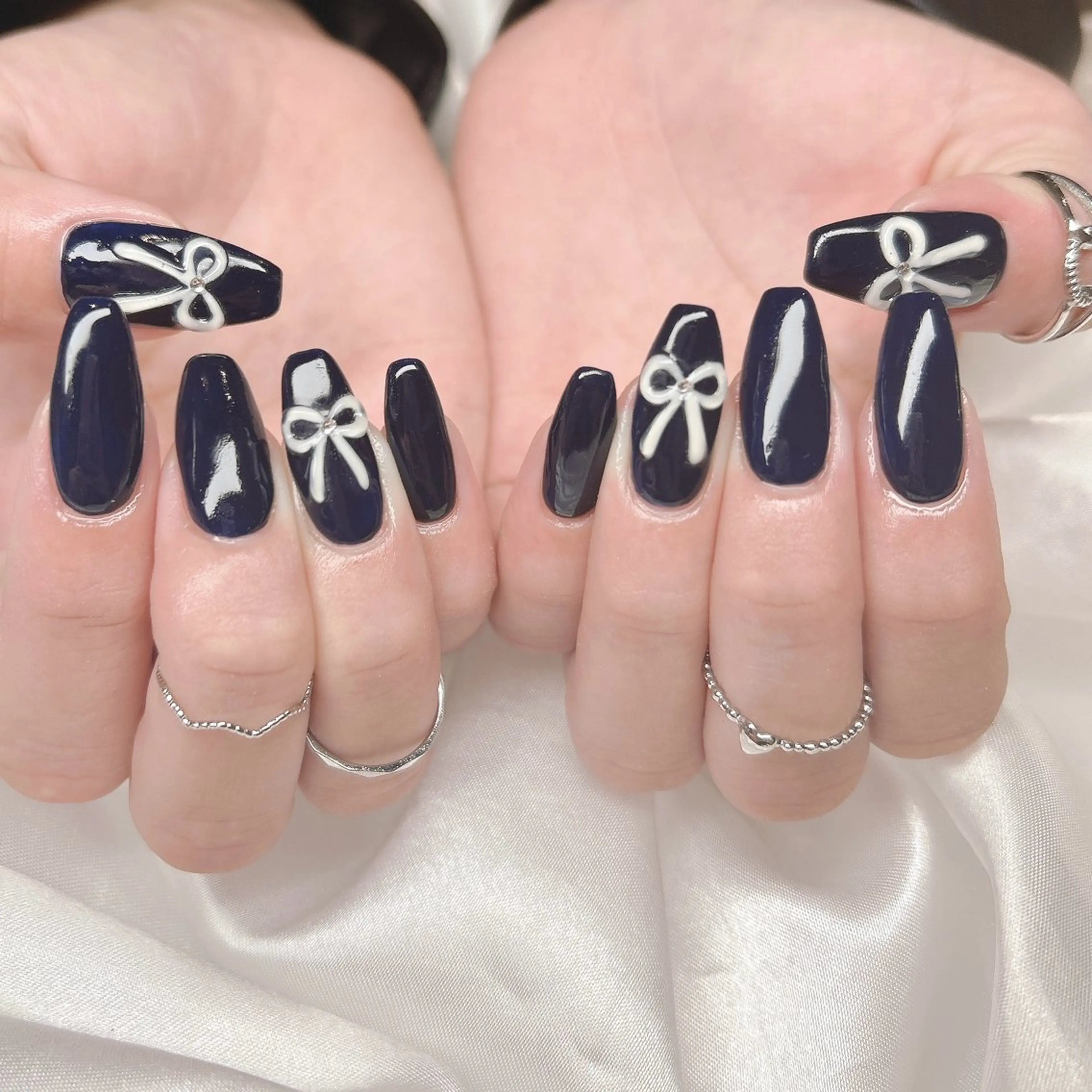 ネイル リボン ハンドネイル junna 金山.東別院.上前津のネイルデザイン