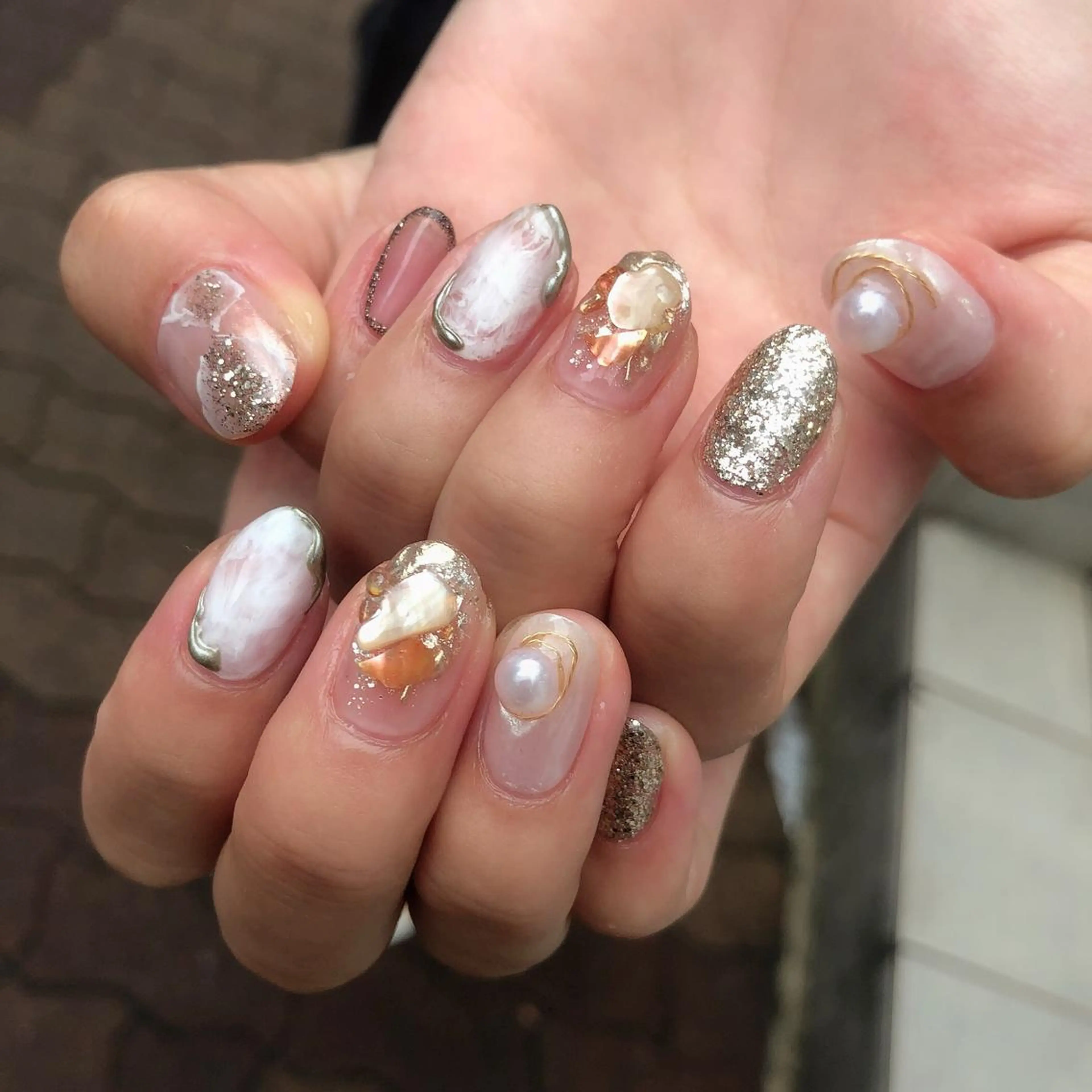 ロング カラー ヘアアレンジ キッズ ネイル マツエク・マツパ 福田 加奈のネイルデザイン