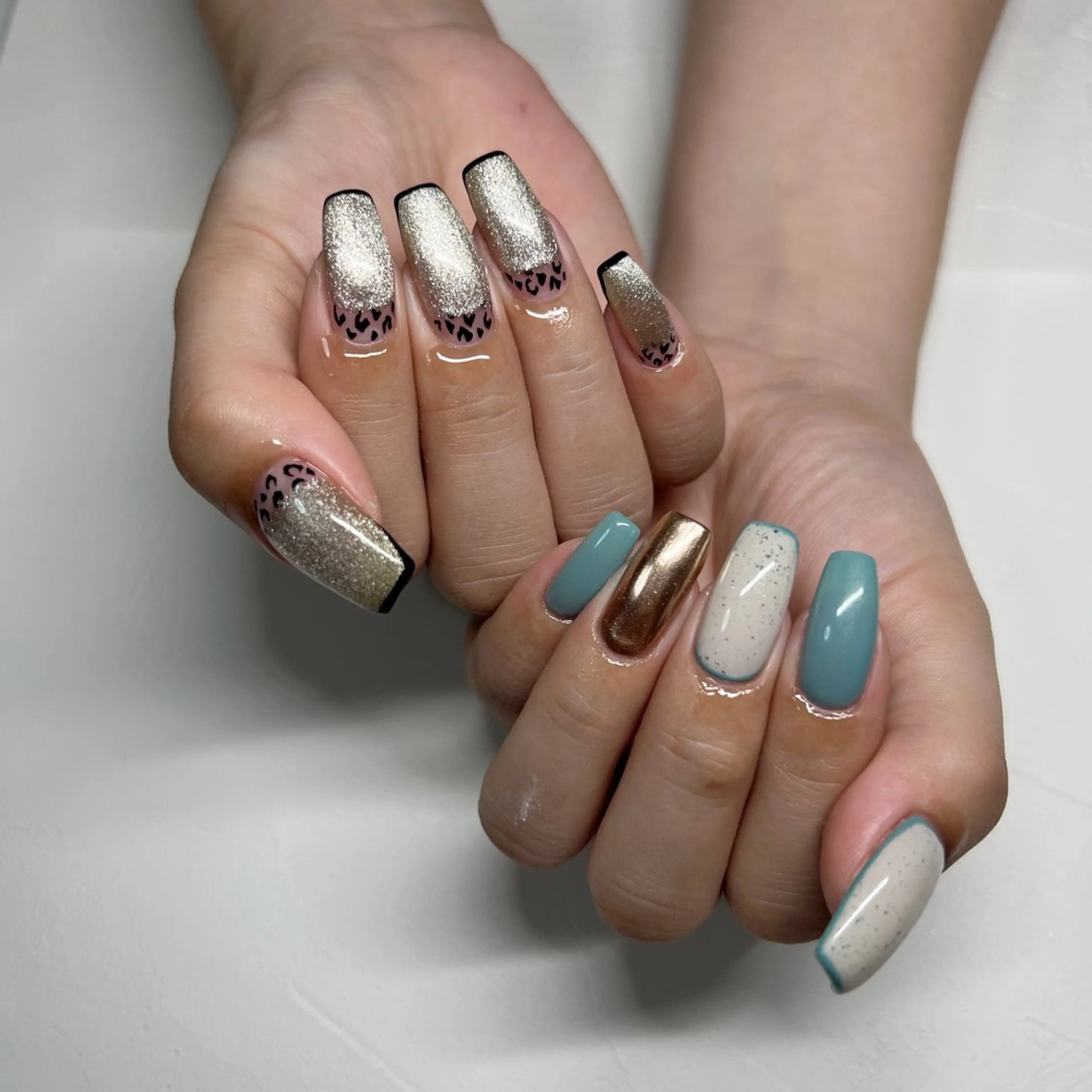 ネイル アニマル柄 マグネットネイル ニュアンスネイル ハンドネイル 川端 京香のネイルデザイン