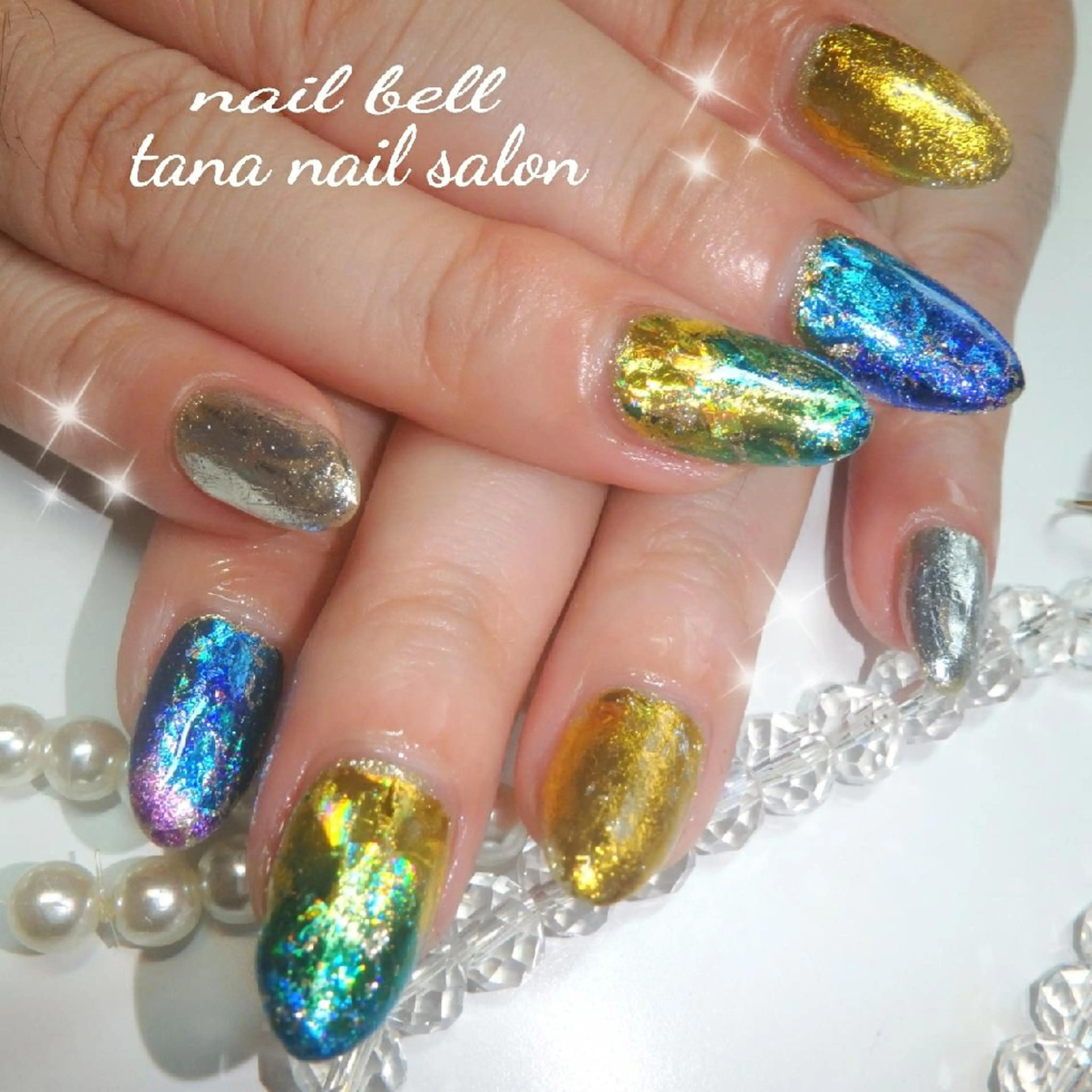 ネイル アートネイル ゴールド キラキラネイル ニュアンスネイル ワンカラーネイル さいとう りなのネイルデザイン