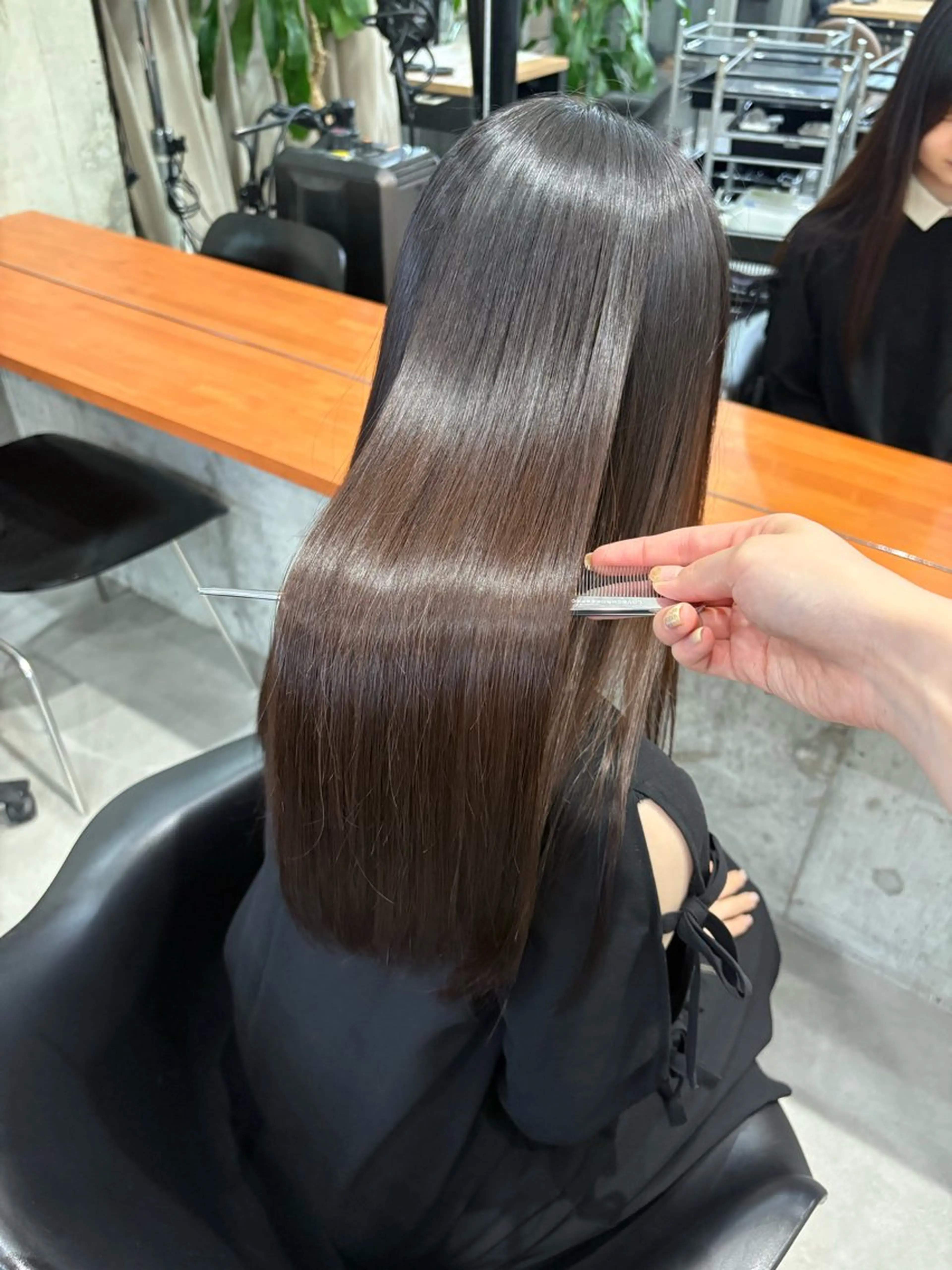 ロング カット 縮毛矯正 髪質改善／縮毛矯正 関根青葉のヘアスタイル