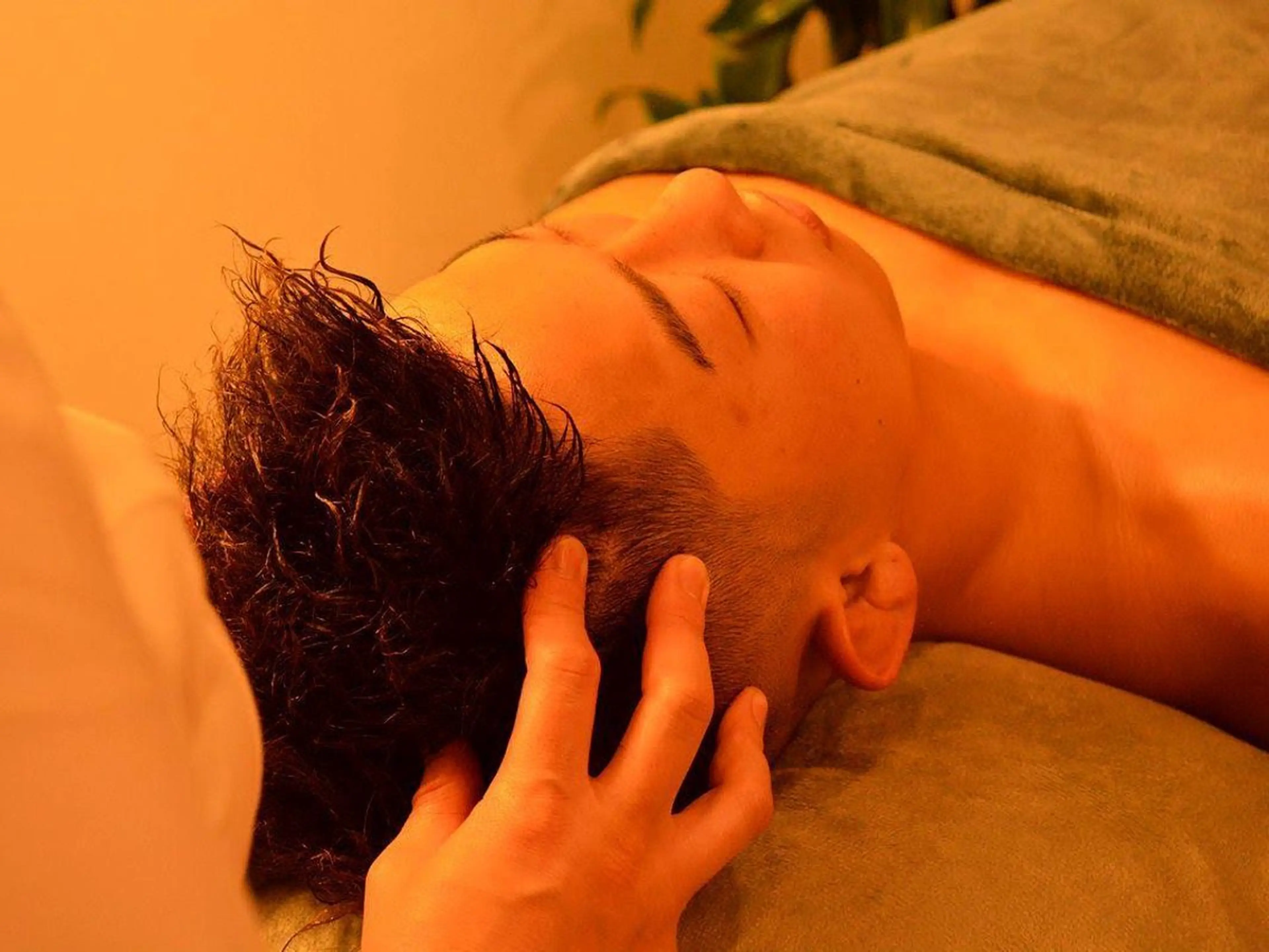 メンズ エステサロン lindyのエステ・リラクイメージ