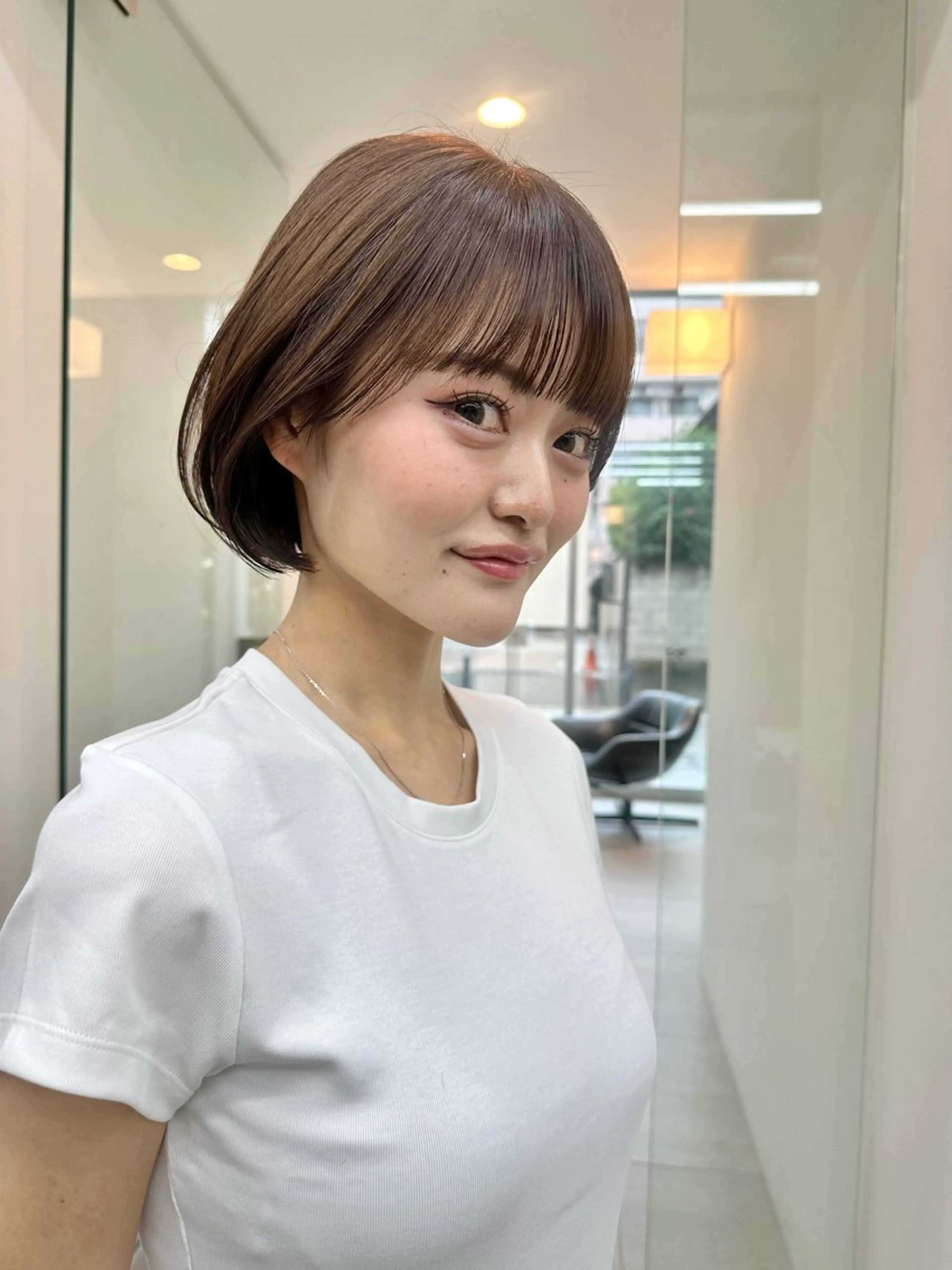ショート カラー ベージュカラー 吉川 未佑のヘアスタイル