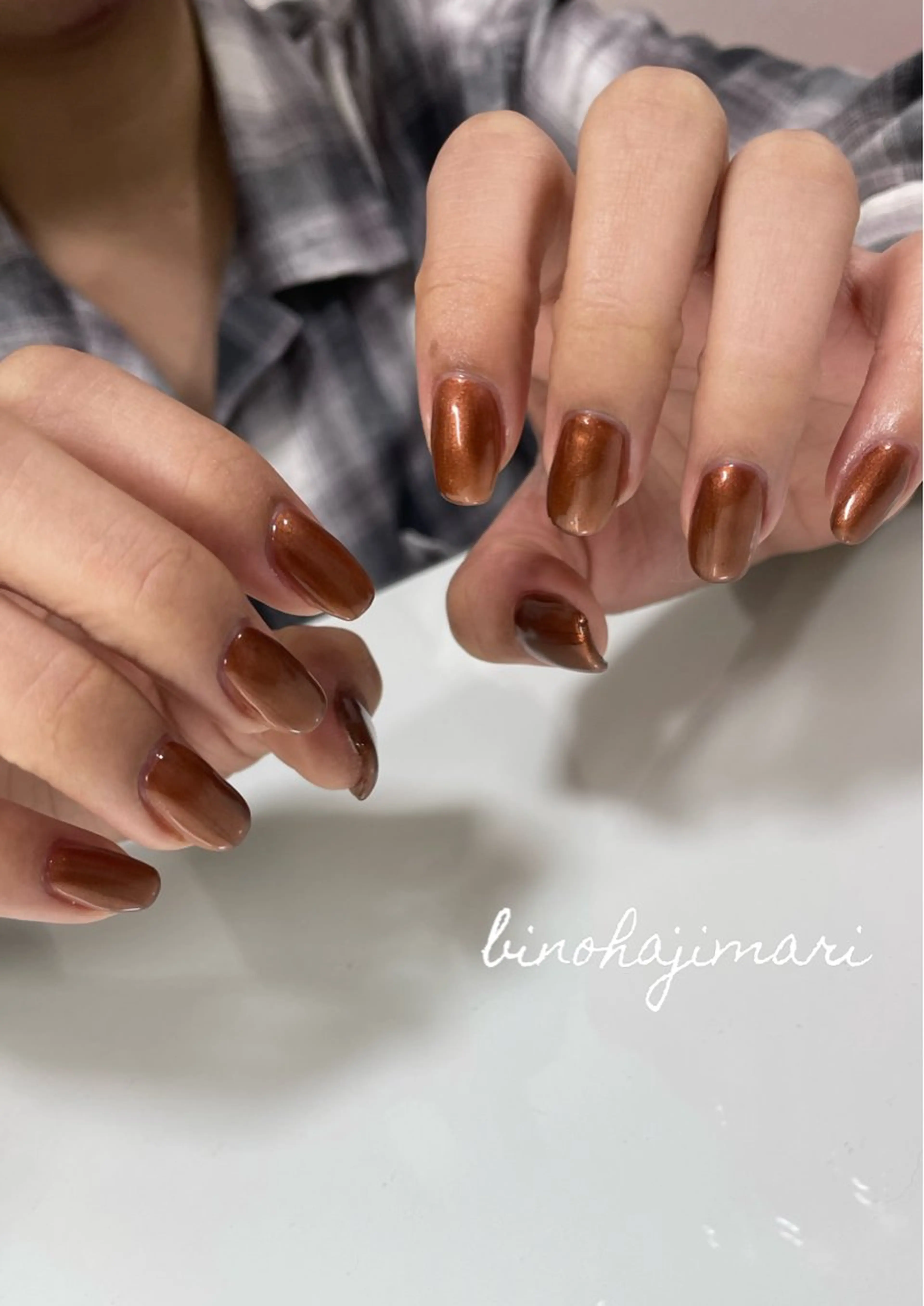 ネイル アートネイル ブラウン フラッシュネイル ラメ(グリッター) ワンカラーネイル ♡Bivi♡自爪に 優しいネイルサロンのネイルデザイン