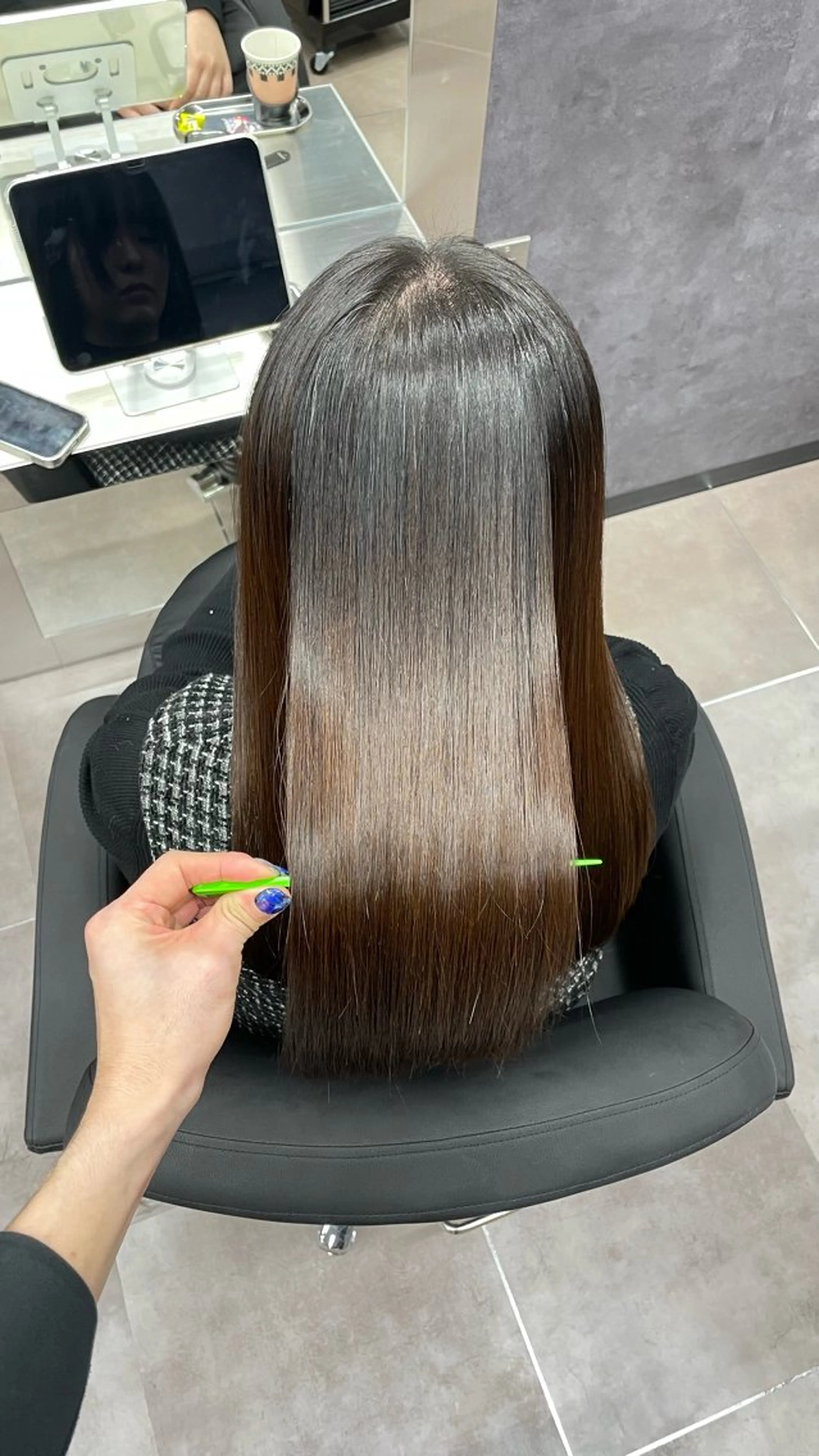 ロング カット ヘアカラー トリートメント CYNTHIADUE 店長｜ IRISUのヘアスタイル