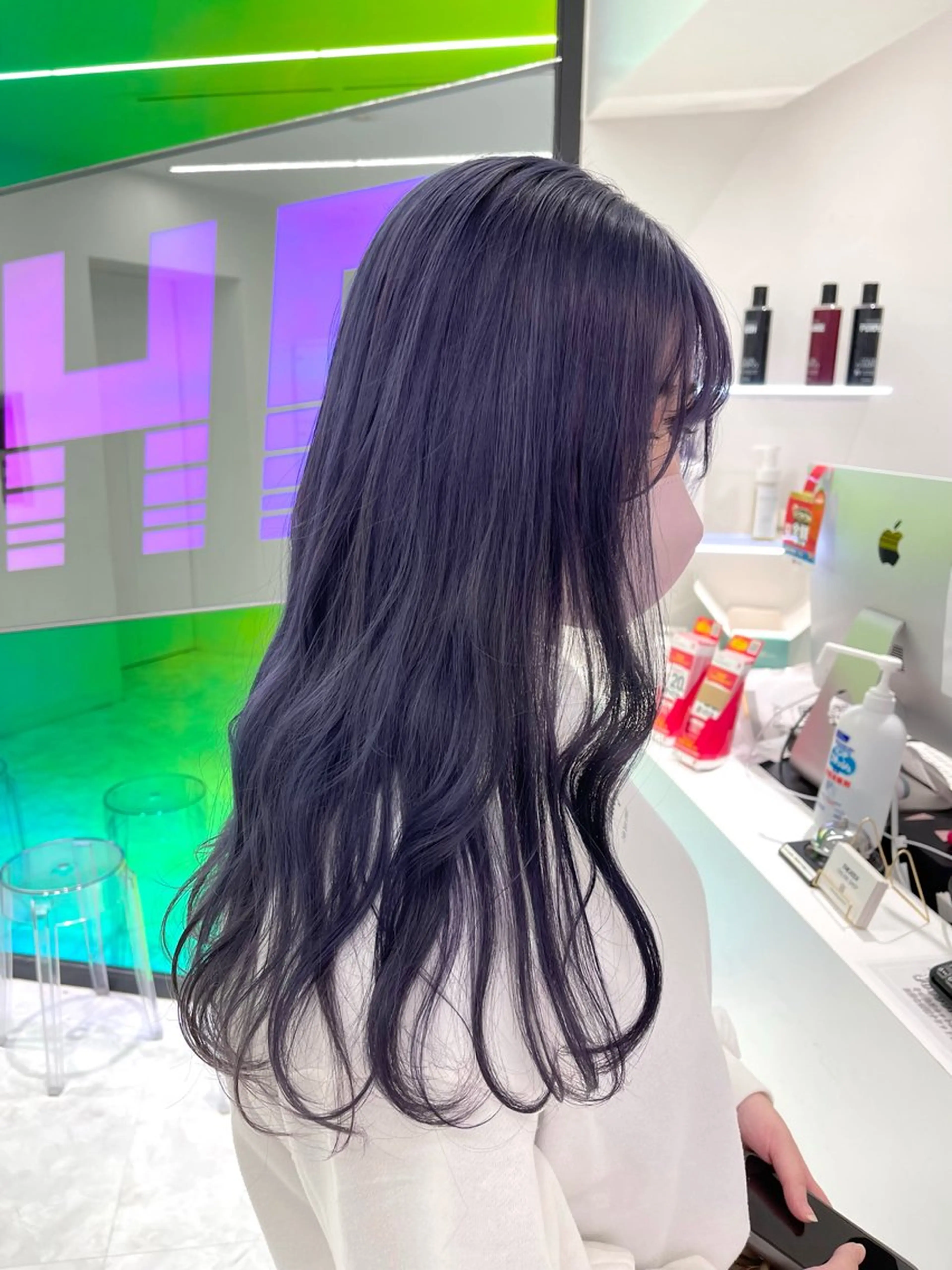 セミロング カラー ヘアカラー 🤍💕ブリーチカラ ーAyaka💕🤍のヘアスタイル