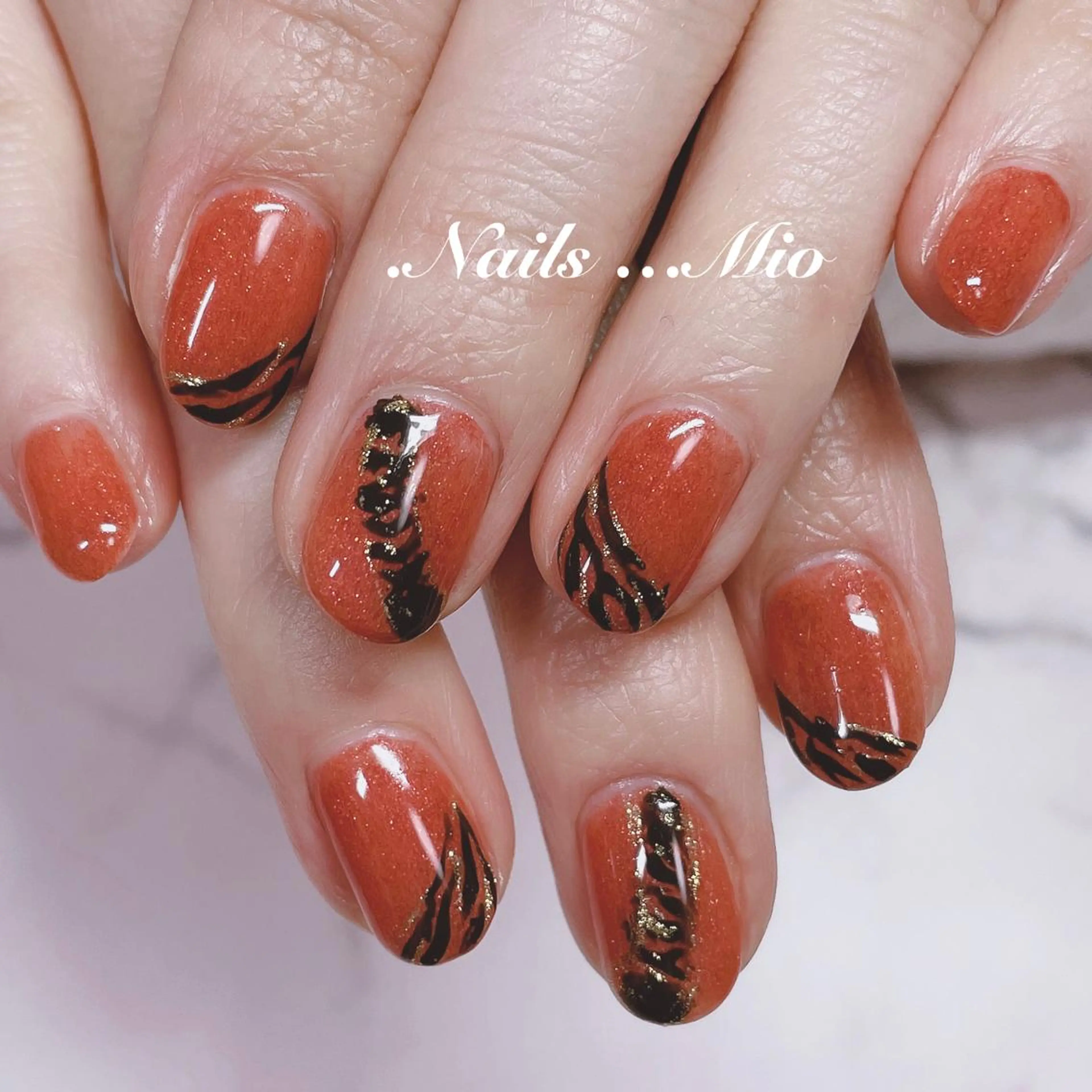 ネイル 赤色 .Nails Mio 赤羽西ネイルサロンのネイルデザイン