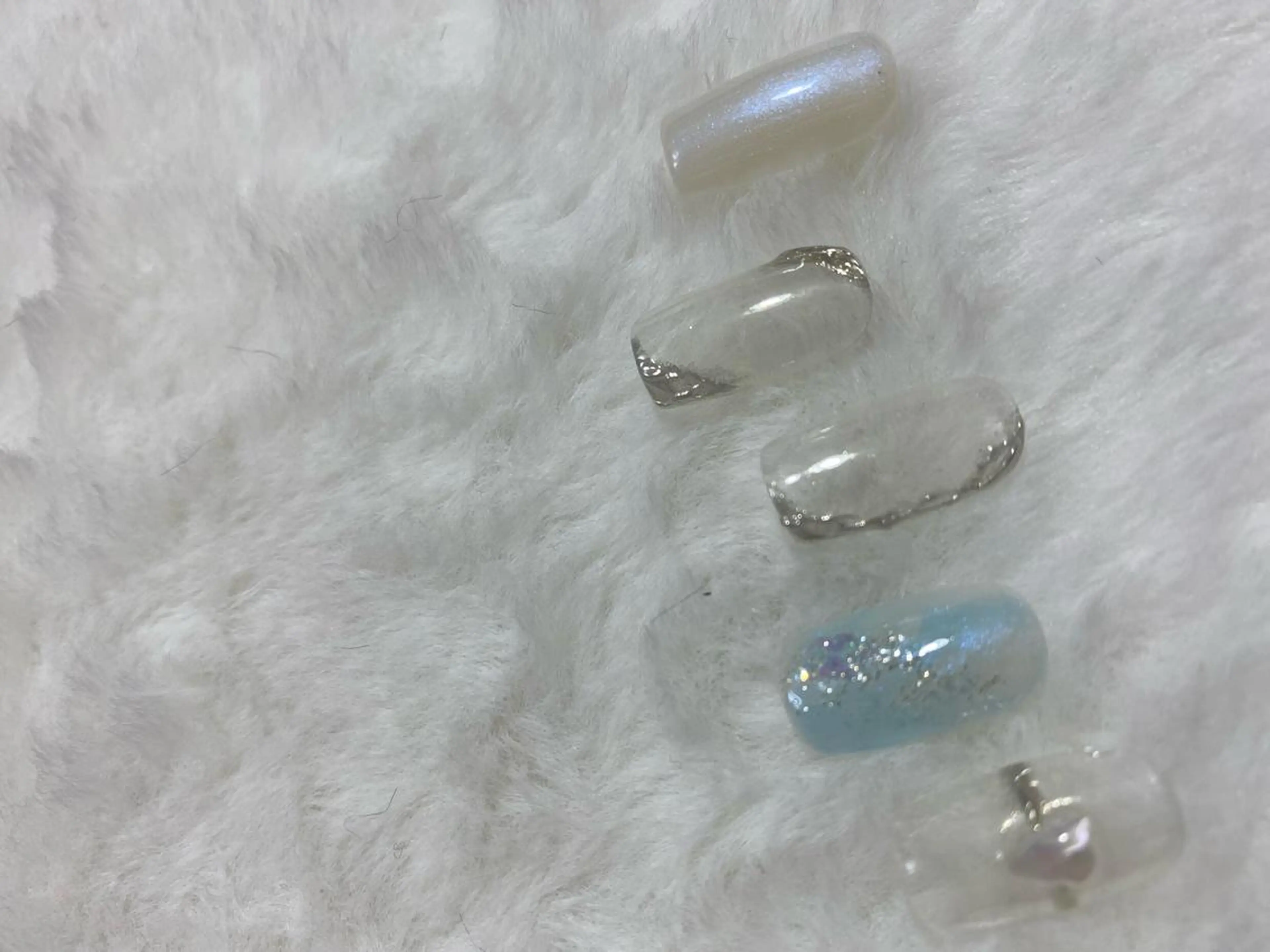 ネイル キラキラネイル ニュアンスネイル 菊地 千奈のエステ・リラクイメージ