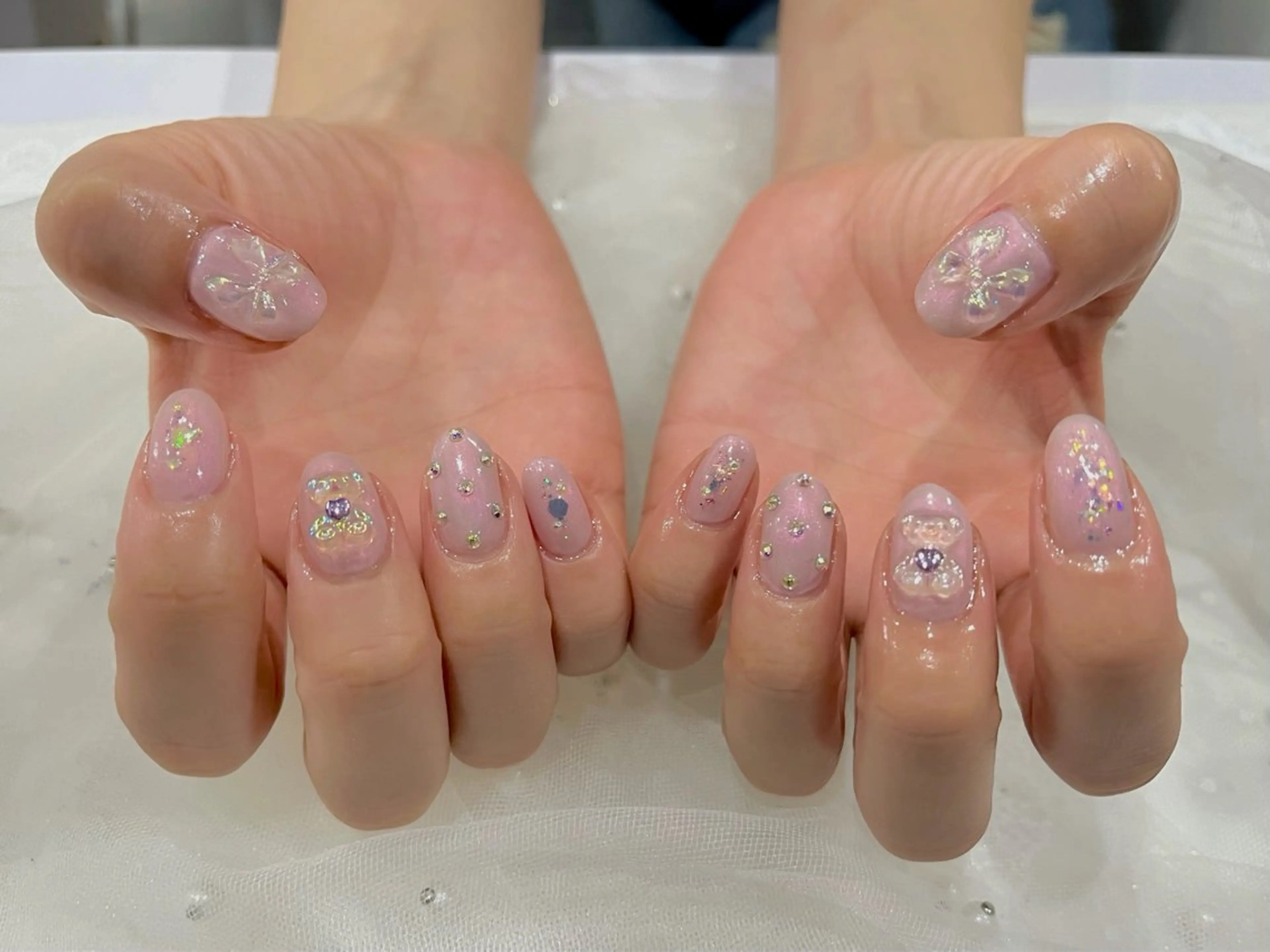ネイル オーロラネイル ハンドネイル Nail salon Cielel⟡Ayaのネイルデザイン