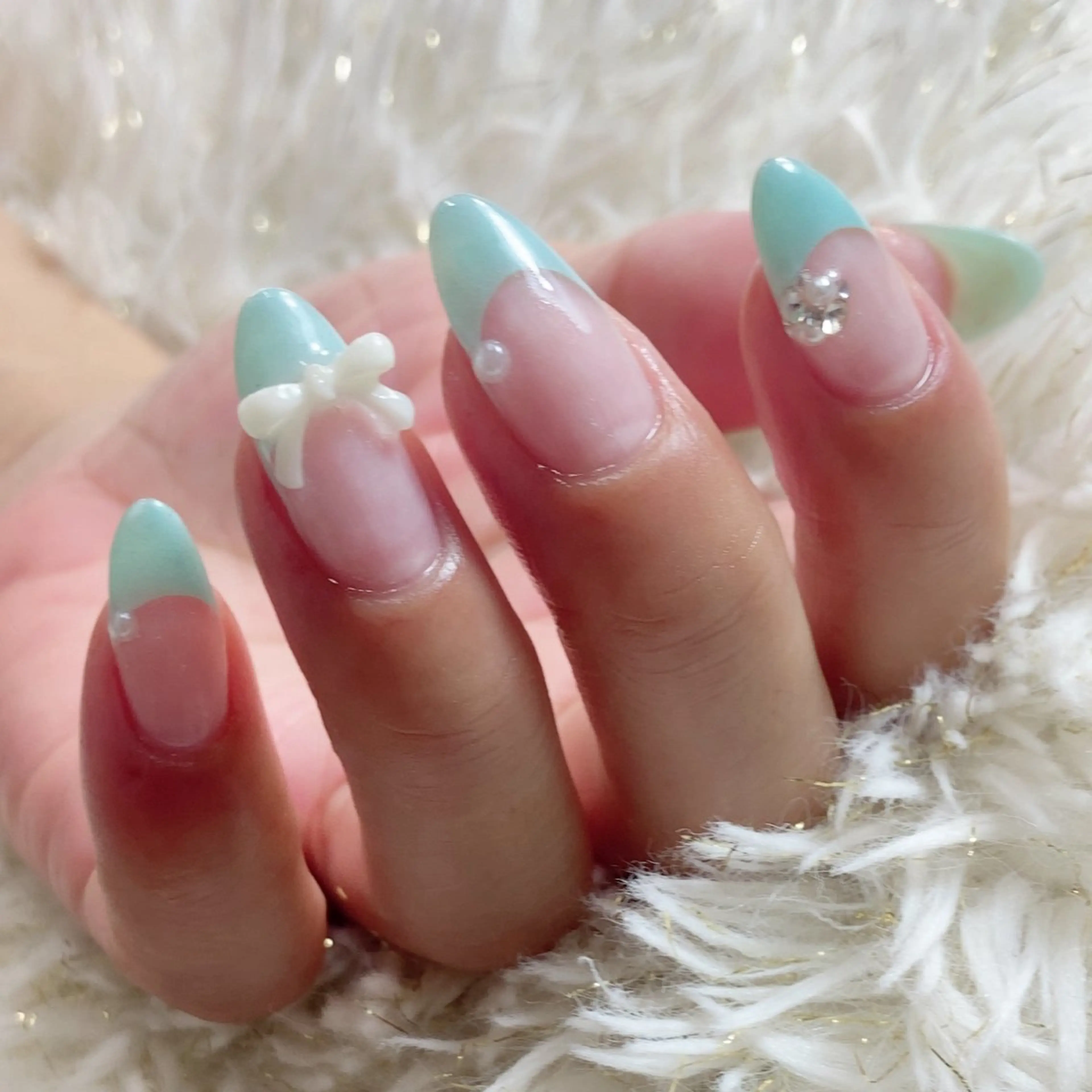 ネイル フレンチネイル Legit nail salonのネイルデザイン