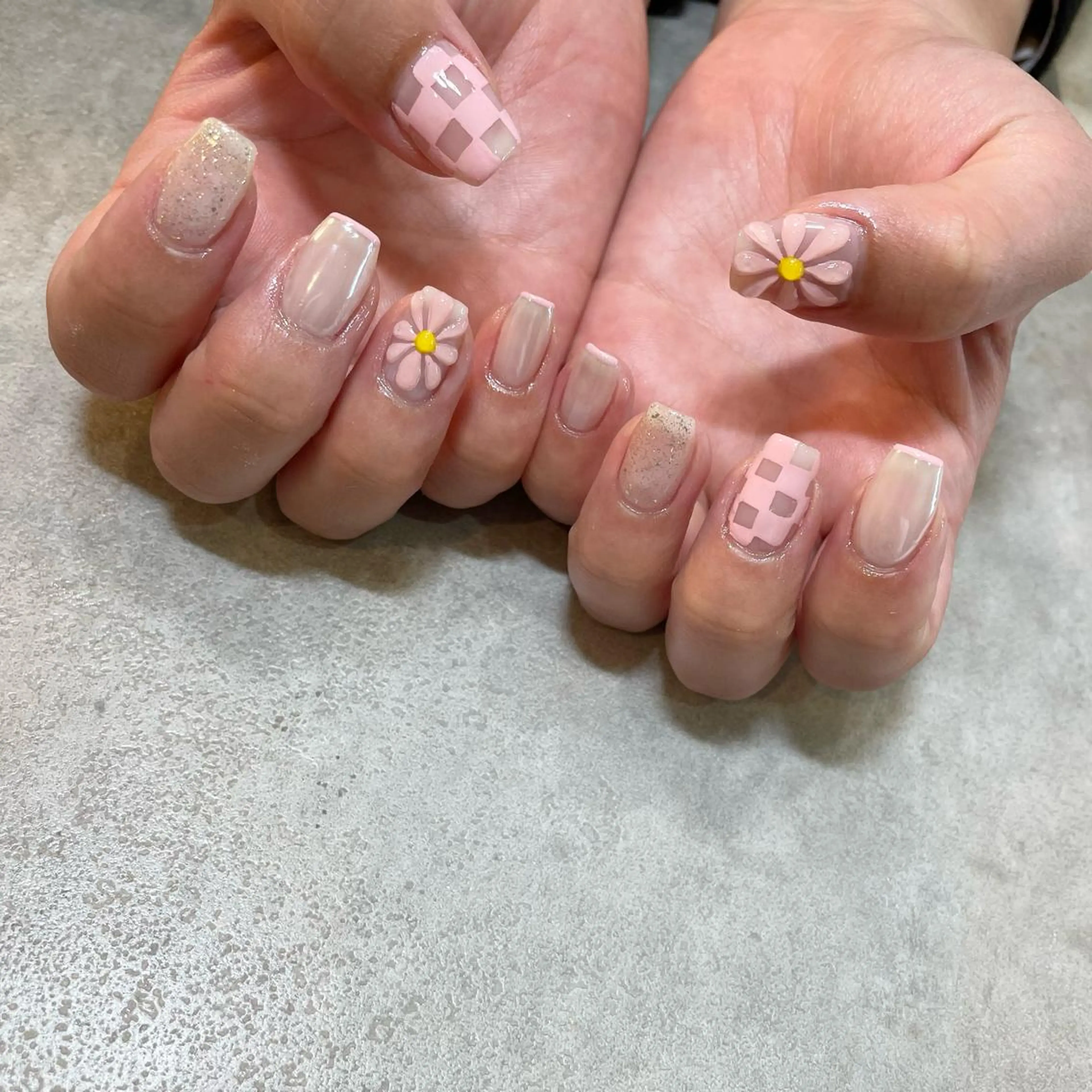 ネイル フラワーネイル ぷっくりネイル Nail Salon Gummi.のネイルデザイン