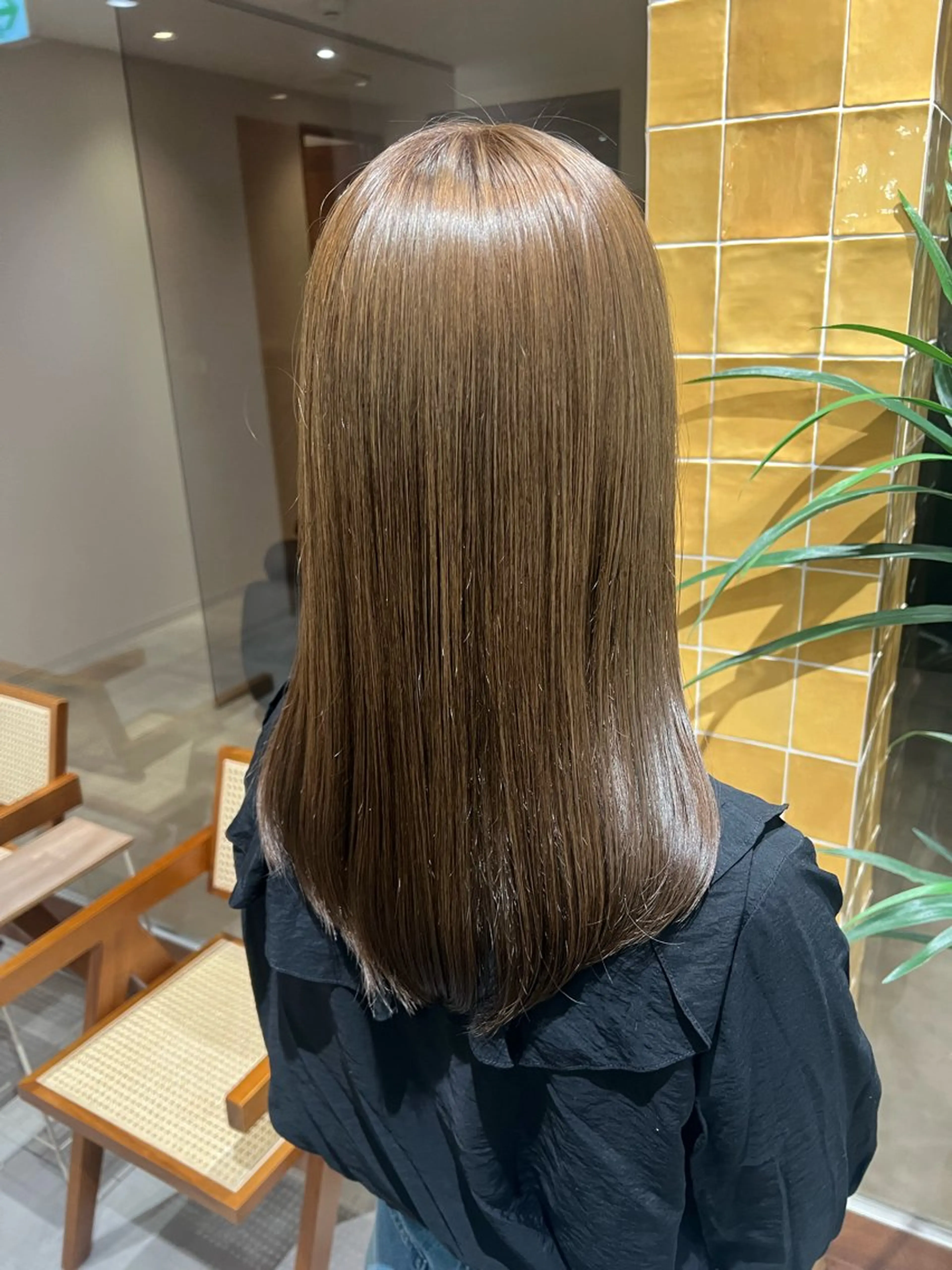 セミロング ヘアカラー トリートメント 艶髪/透明感 レイヤー YUKIのヘアスタイル