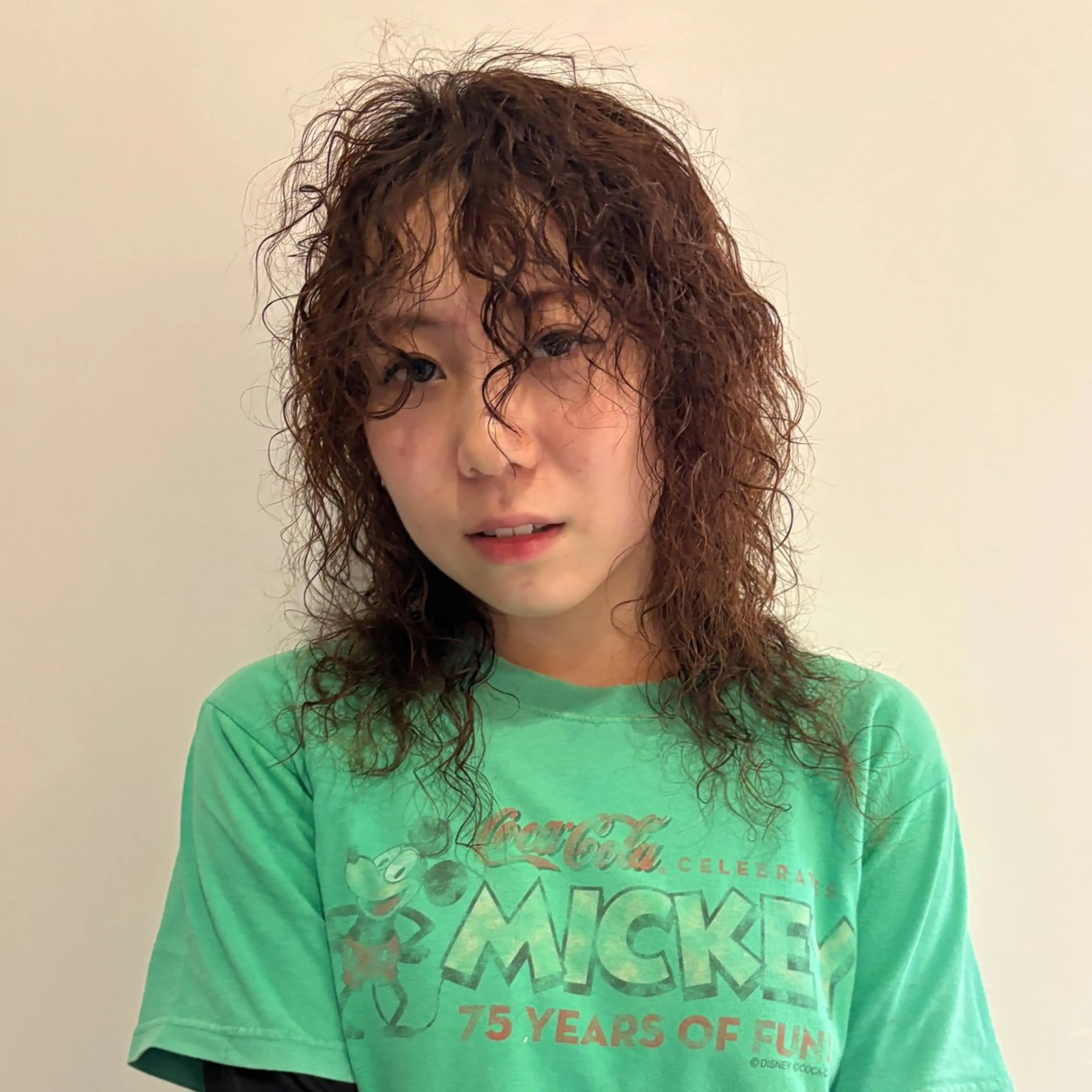 ミディアム パーマ 似合わせデザイン໒꒱ rioのヘアスタイル