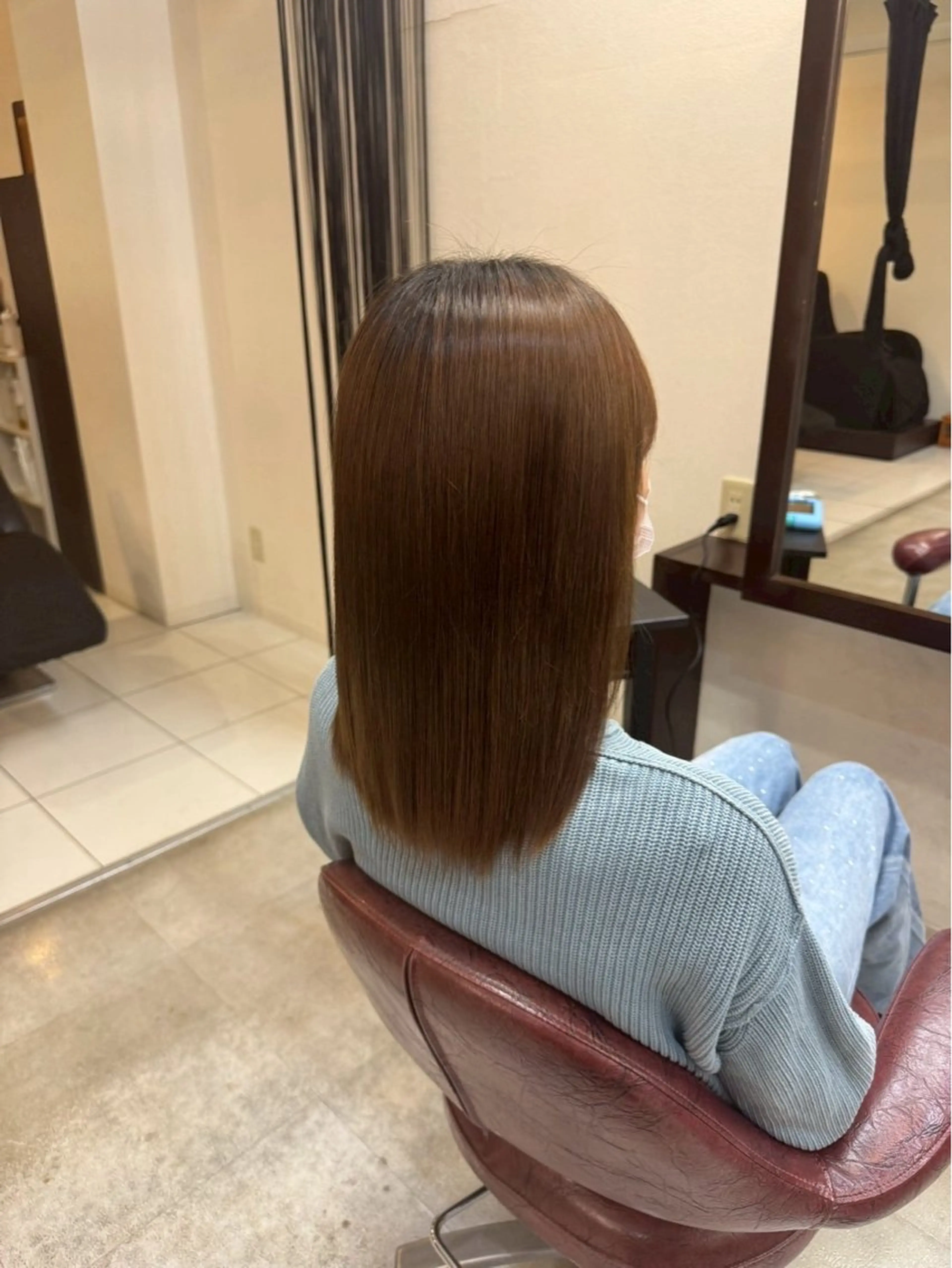 ミディアム 切りっぱなしボブ ボブ ハイライト 髪質改善 縮毛矯正 カツモト マナ🍒のヘアスタイル