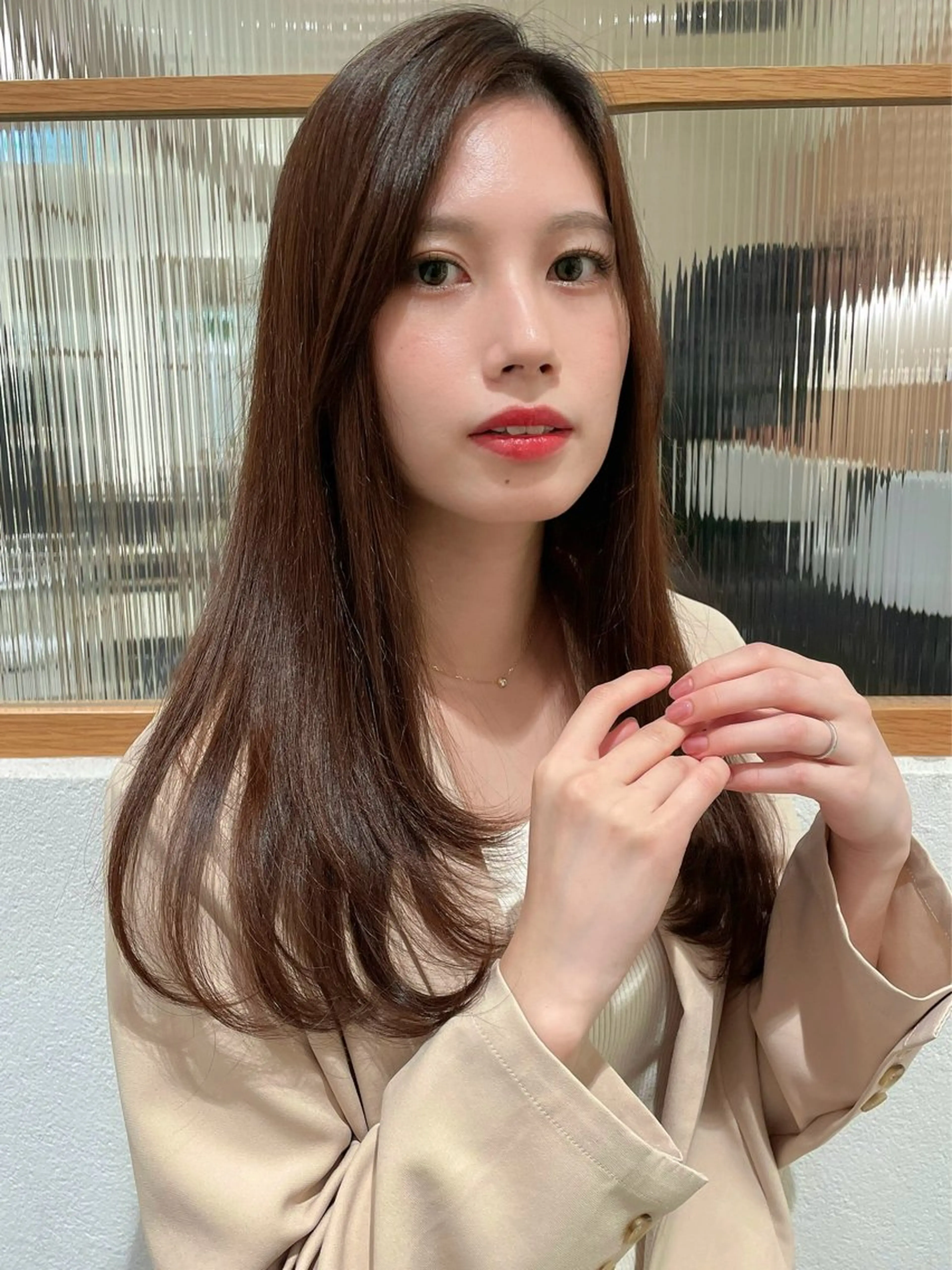 ロング 米澤 由衣のヘアスタイル