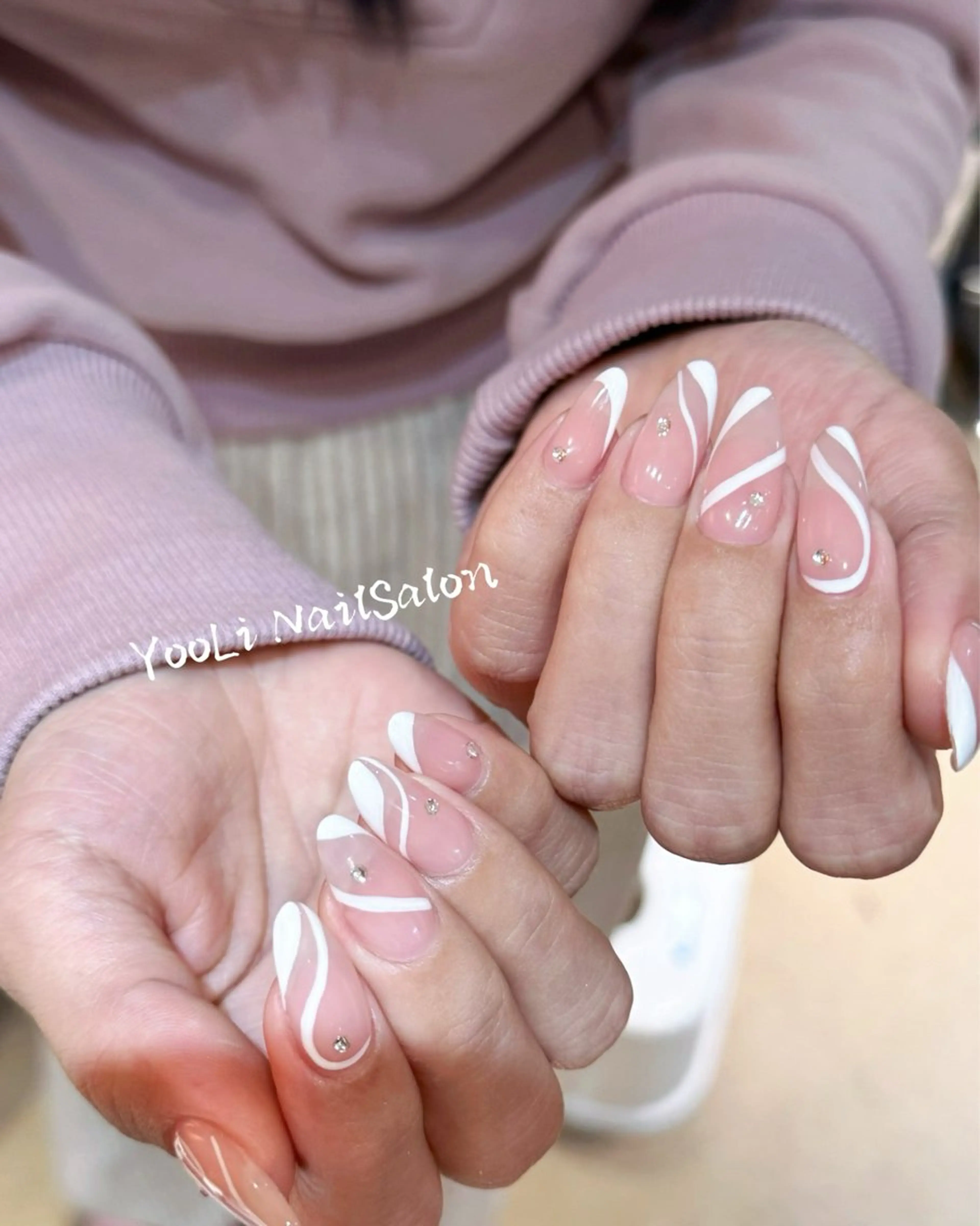 ネイル アートネイル オーロラネイル チークネイル フレンチネイル ガラスフレンチ ハンドネイル 🎀🎀YooLi Nail Salonのネイルデザイン