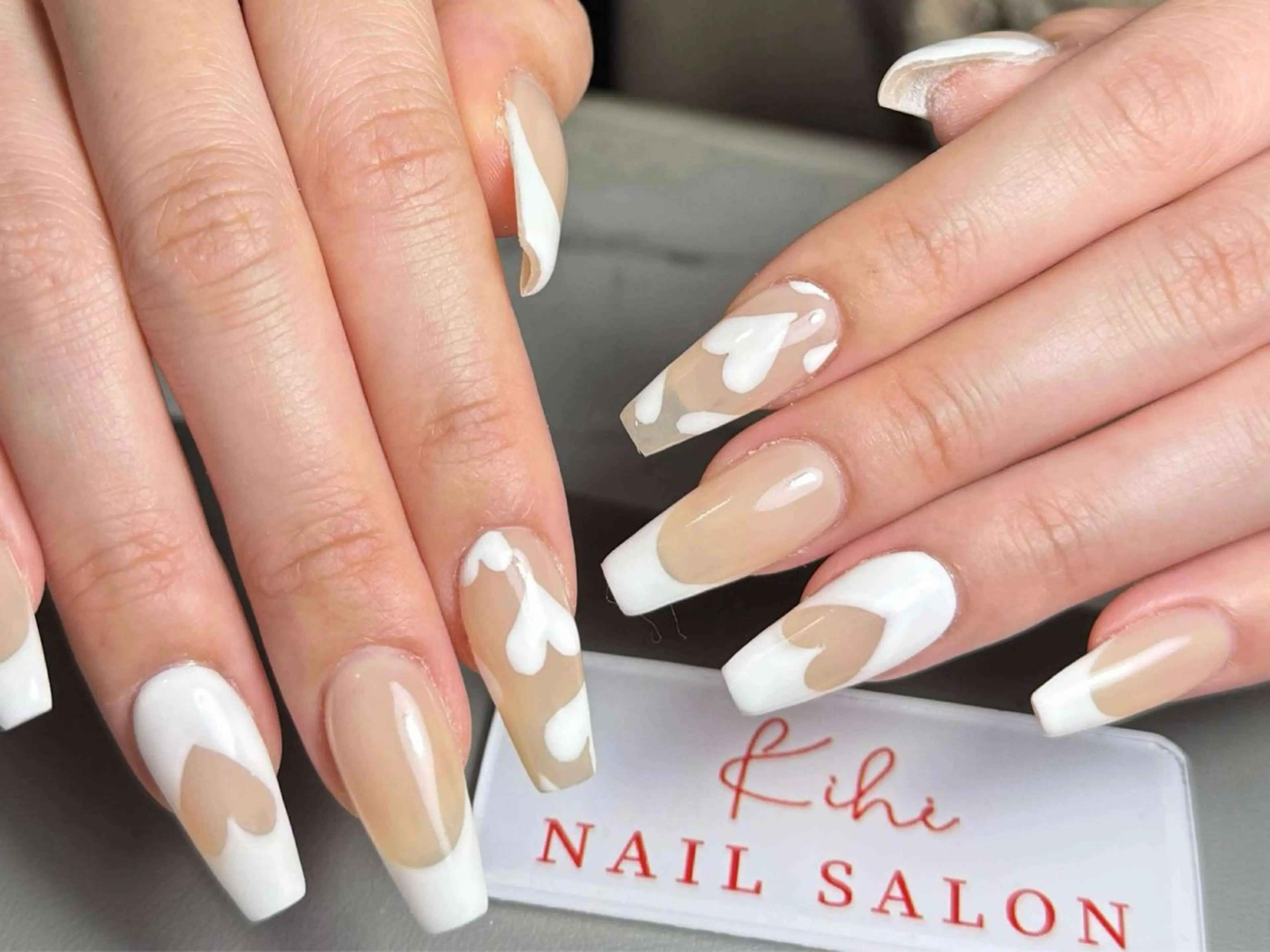 ネイル アートネイル フレンチネイル ジェルネイル グラデーション 韓国ネイル ハンドネイル さくら💮💮 【オフ無料】のネイルデザイン