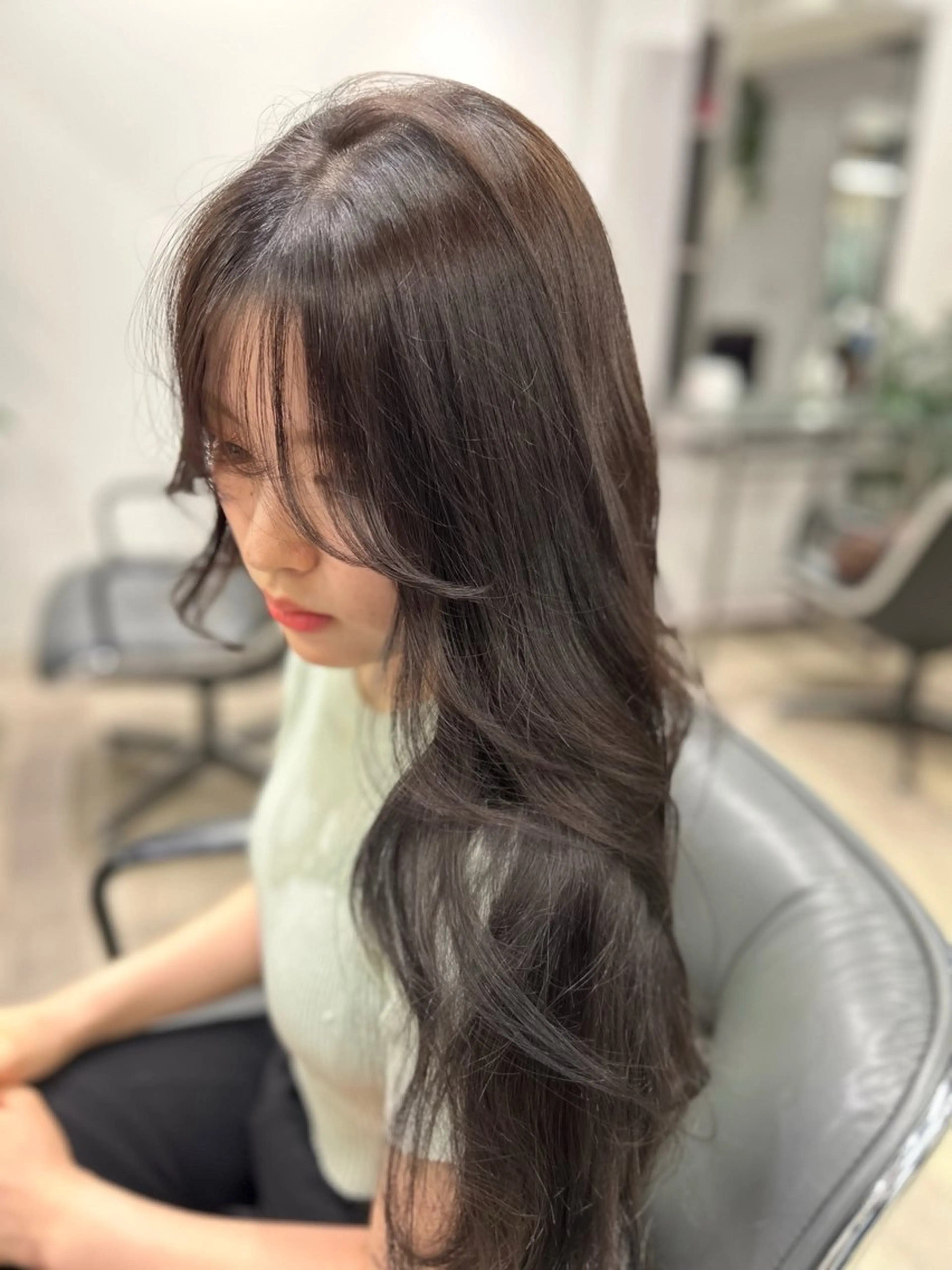 ロング カラー ブリーチ 透明感カラー グレージュ ブリーチなしカラー トリートメント ヘアカラー トリートメント FUKA／ 神戸艶髪🎀のヘアスタイル