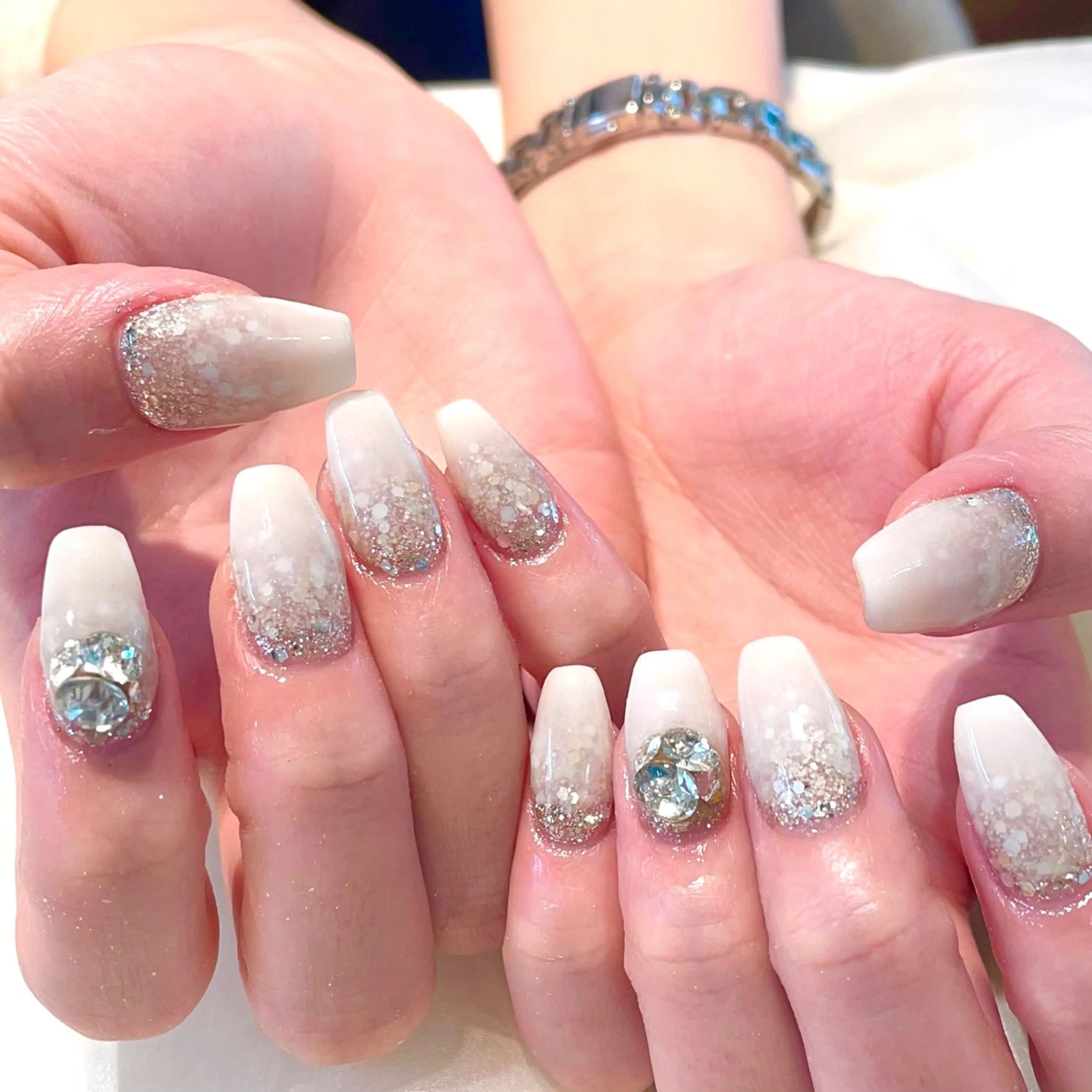 ネイル ハンドネイル 新井 ひなののネイルデザイン