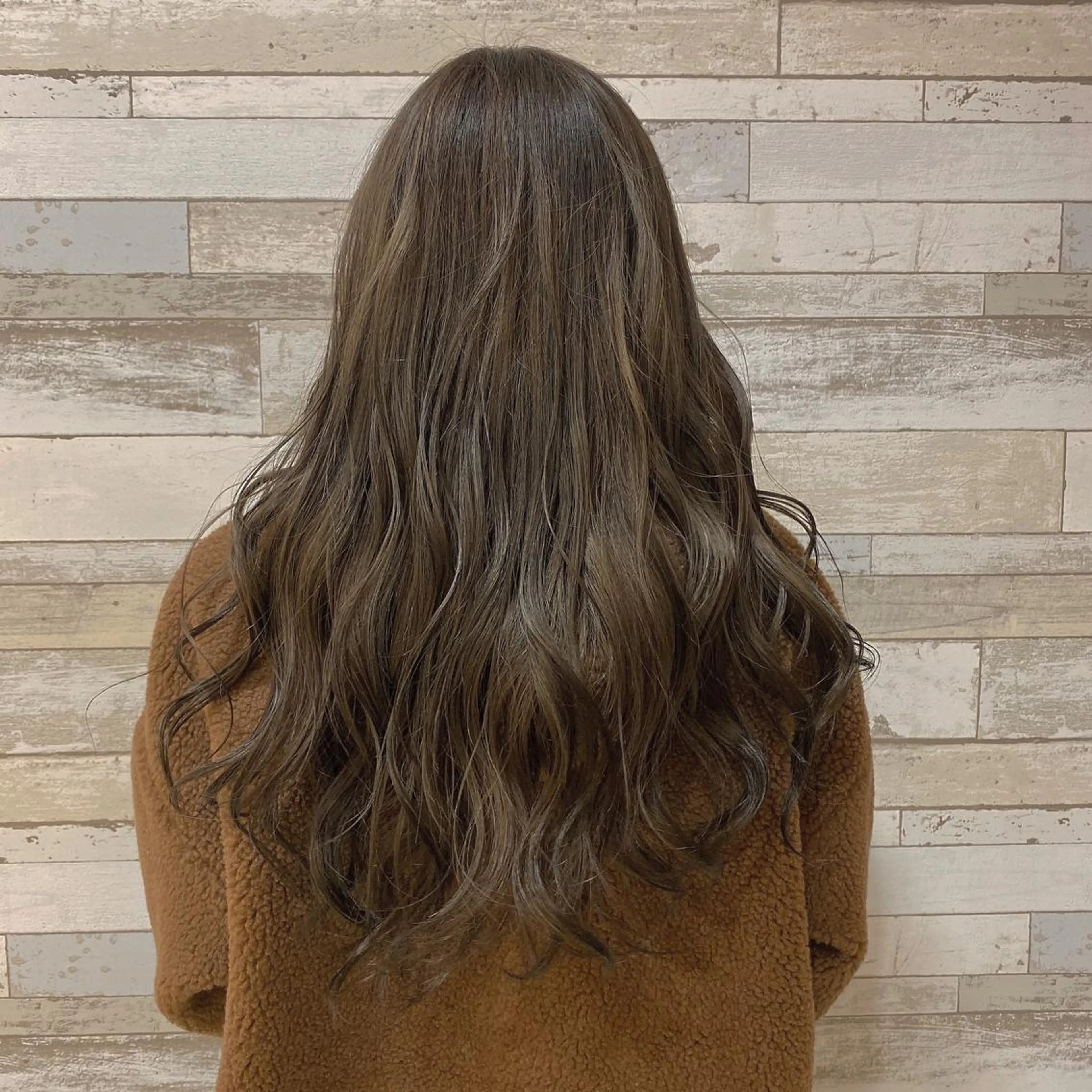 ロング カラー グレージュ ハイライトカラー ハイライト ヘアカラー 透明感カラー/ボブ / MARIE🍇のヘアスタイル