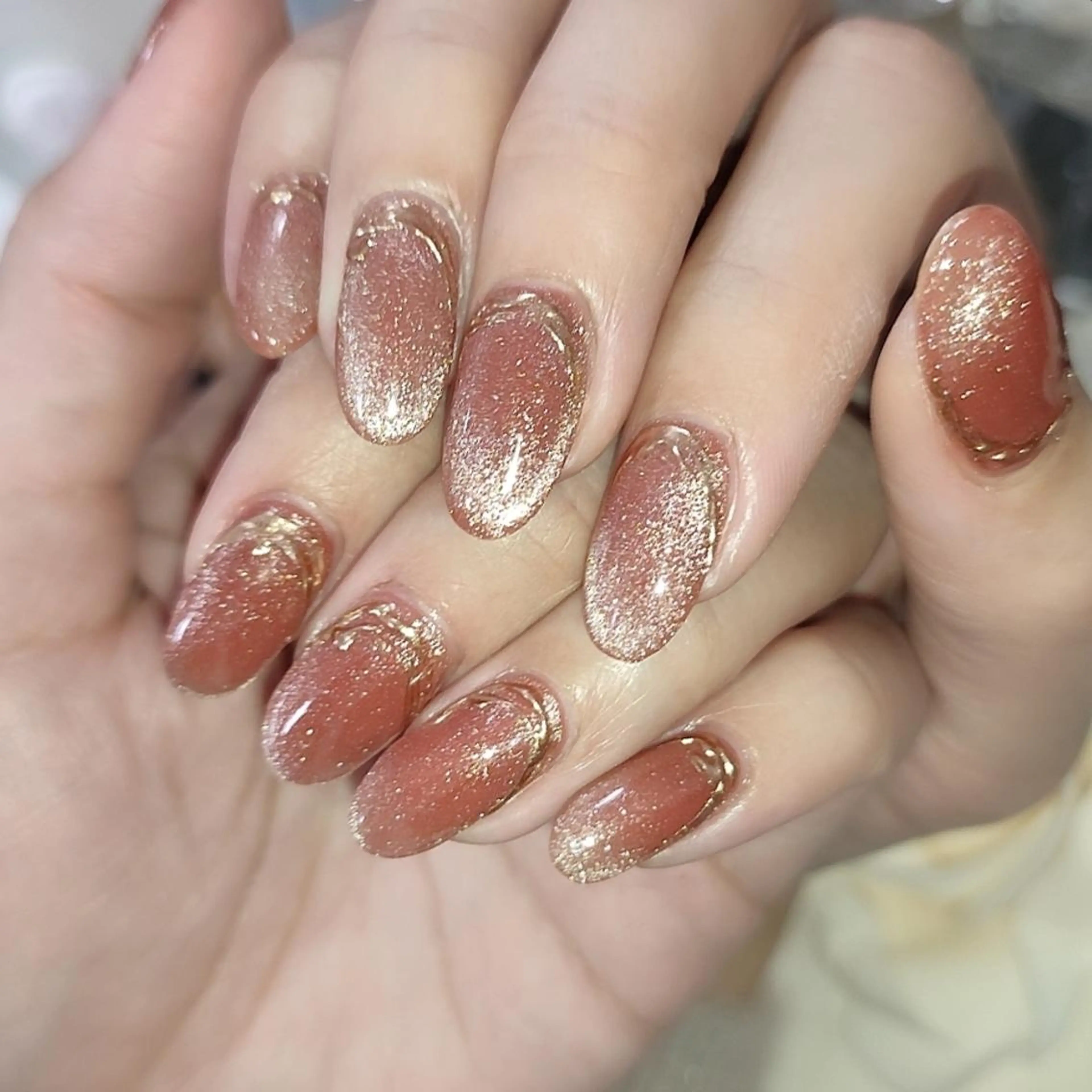 ネイル ハンドネイル RUNWAY 　　の眉毛・アイブロウイメージ