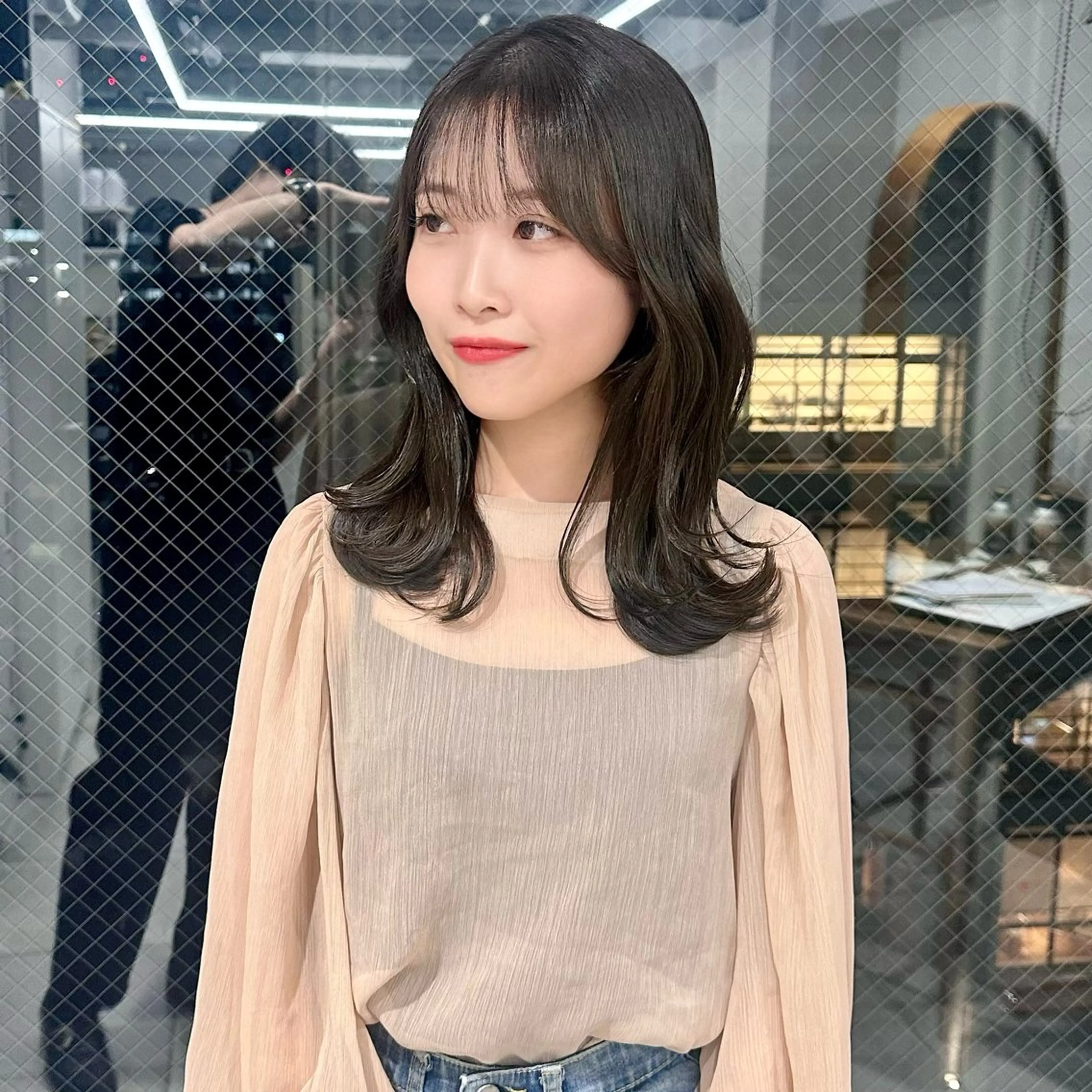 ミディアム カラー カット ヘアカラー トリートメント ブリーチなし/レイヤ ー特化🌈Tommyのヘアスタイル