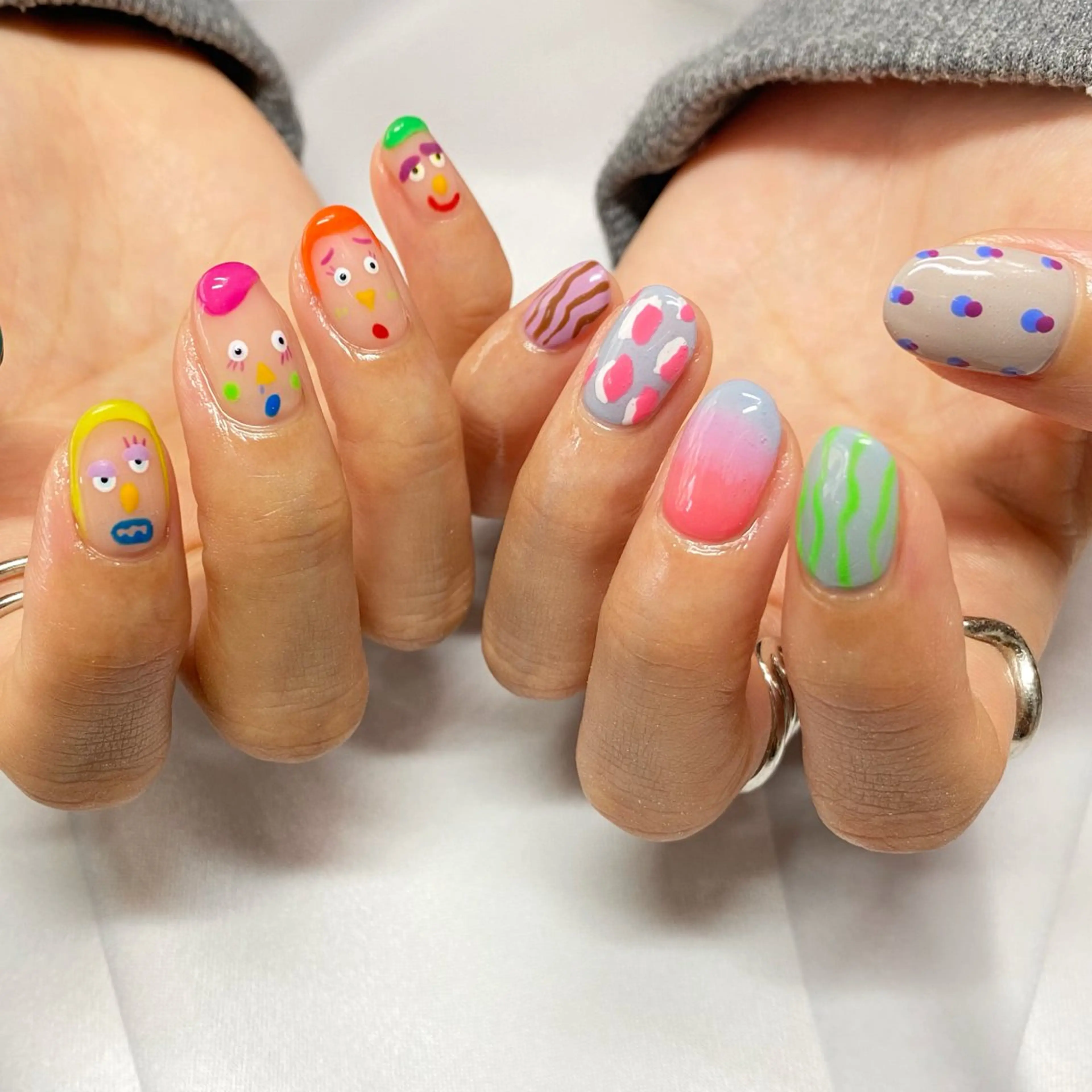 ネイル MiRanda Nail所属・MiRanda 保坂 舞のネイルデザイン