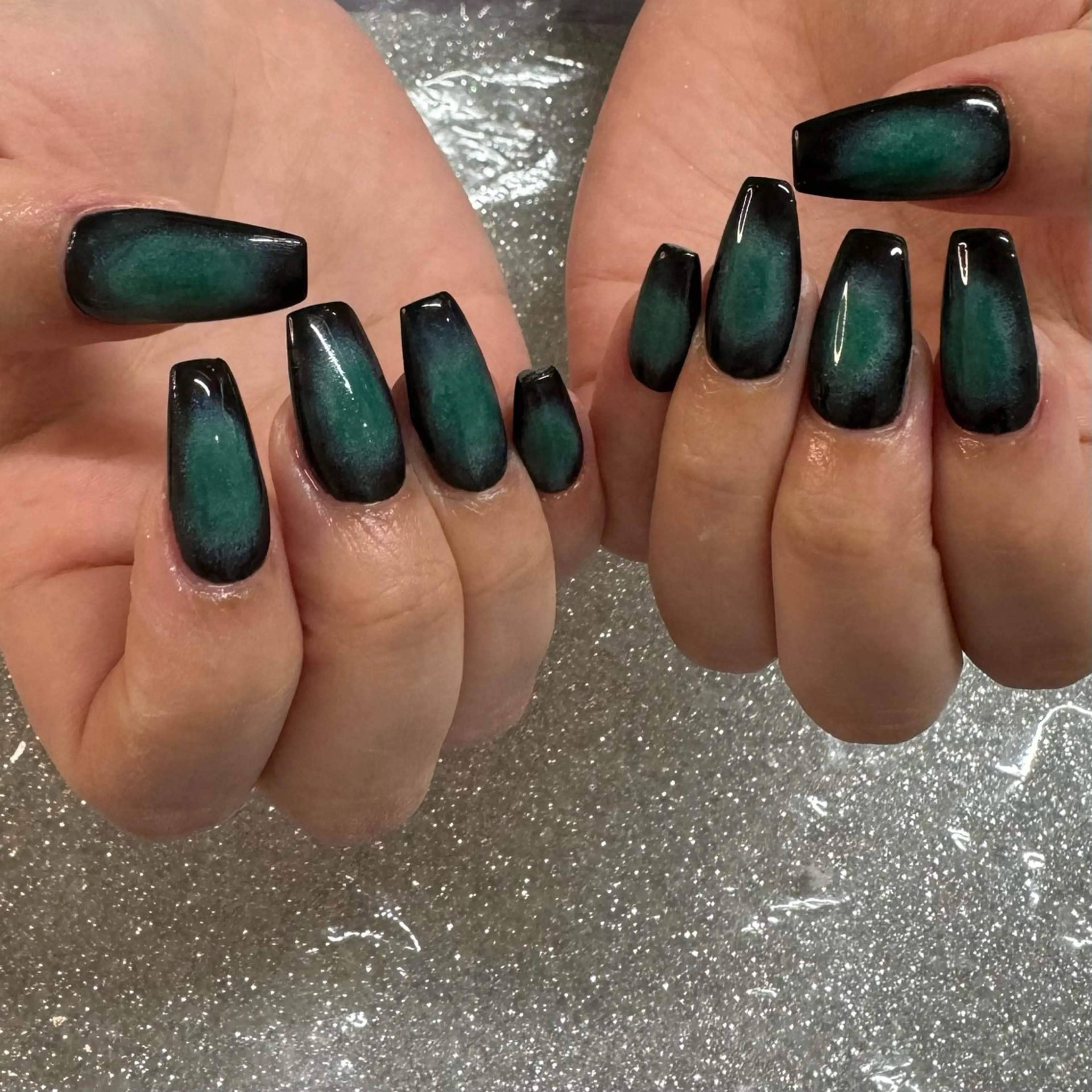 ネイル ハンドネイル VIERU 🌈🎀💖のネイルデザイン