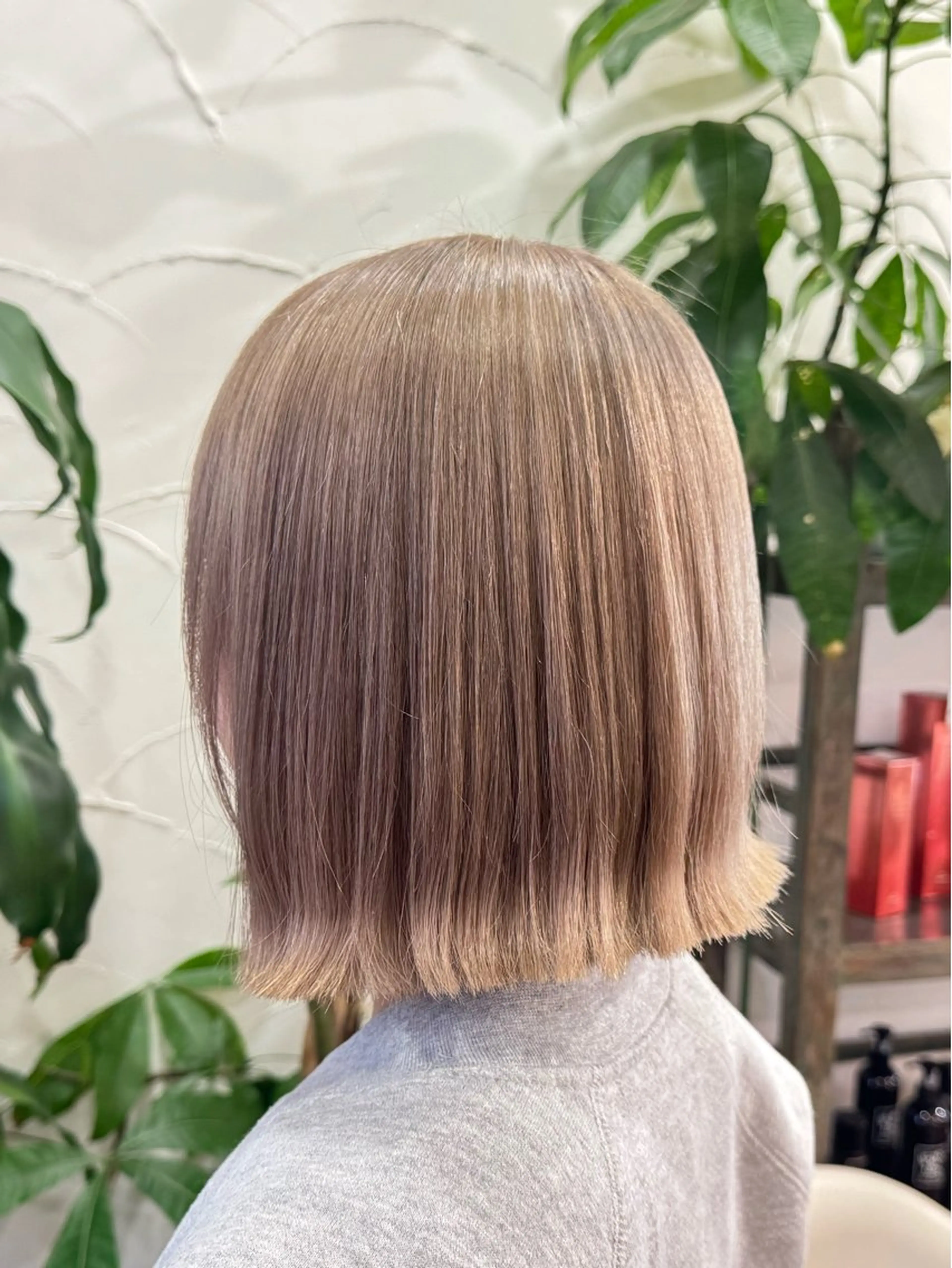 カラー 透明感/低ダメージ インナー🩵角田紗雪のヘアスタイル