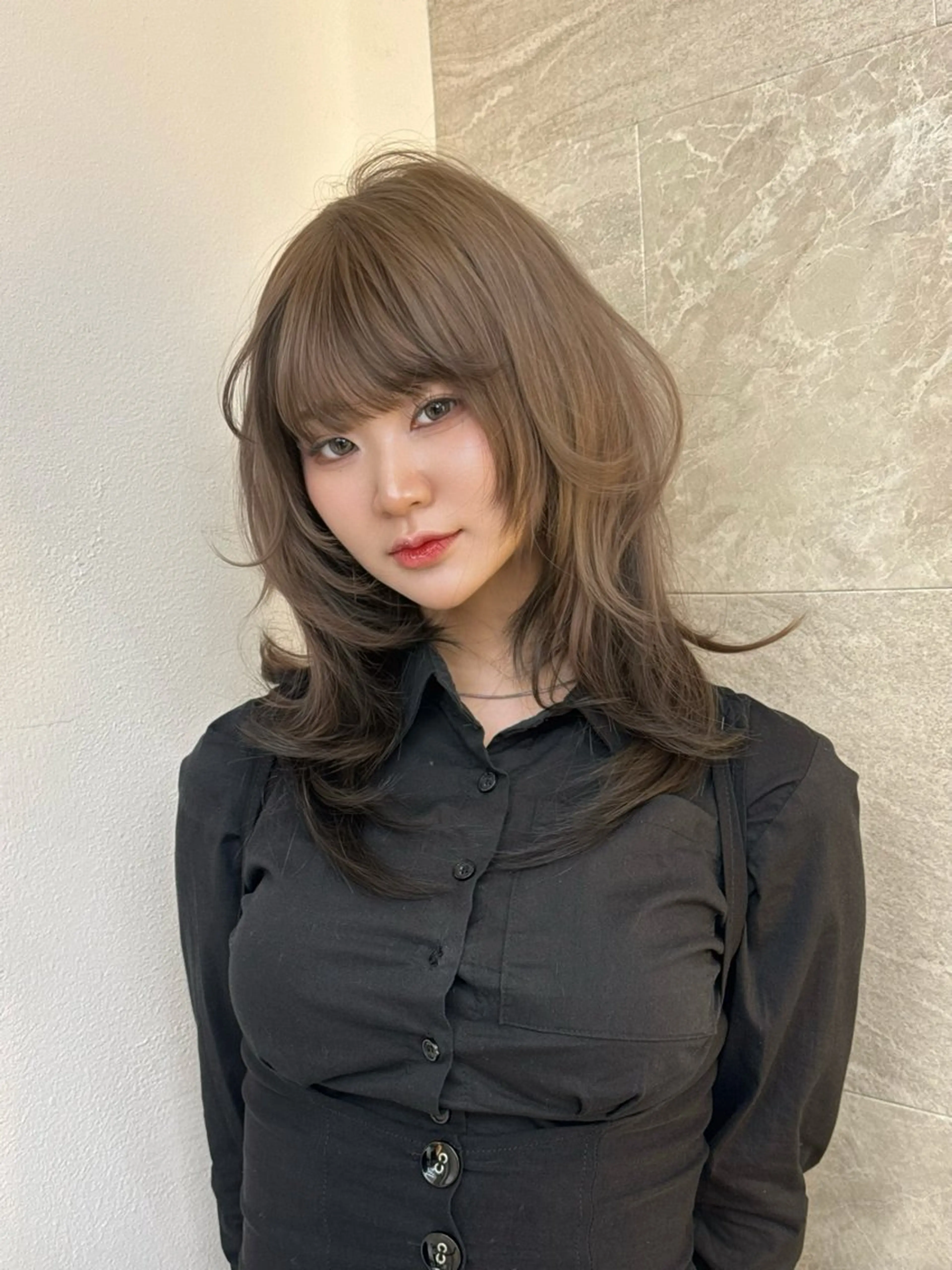 ミディアム カット ヘアカラー トリートメント レイヤー/韓国❣️ 髪質改善/e_kiのヘアスタイル