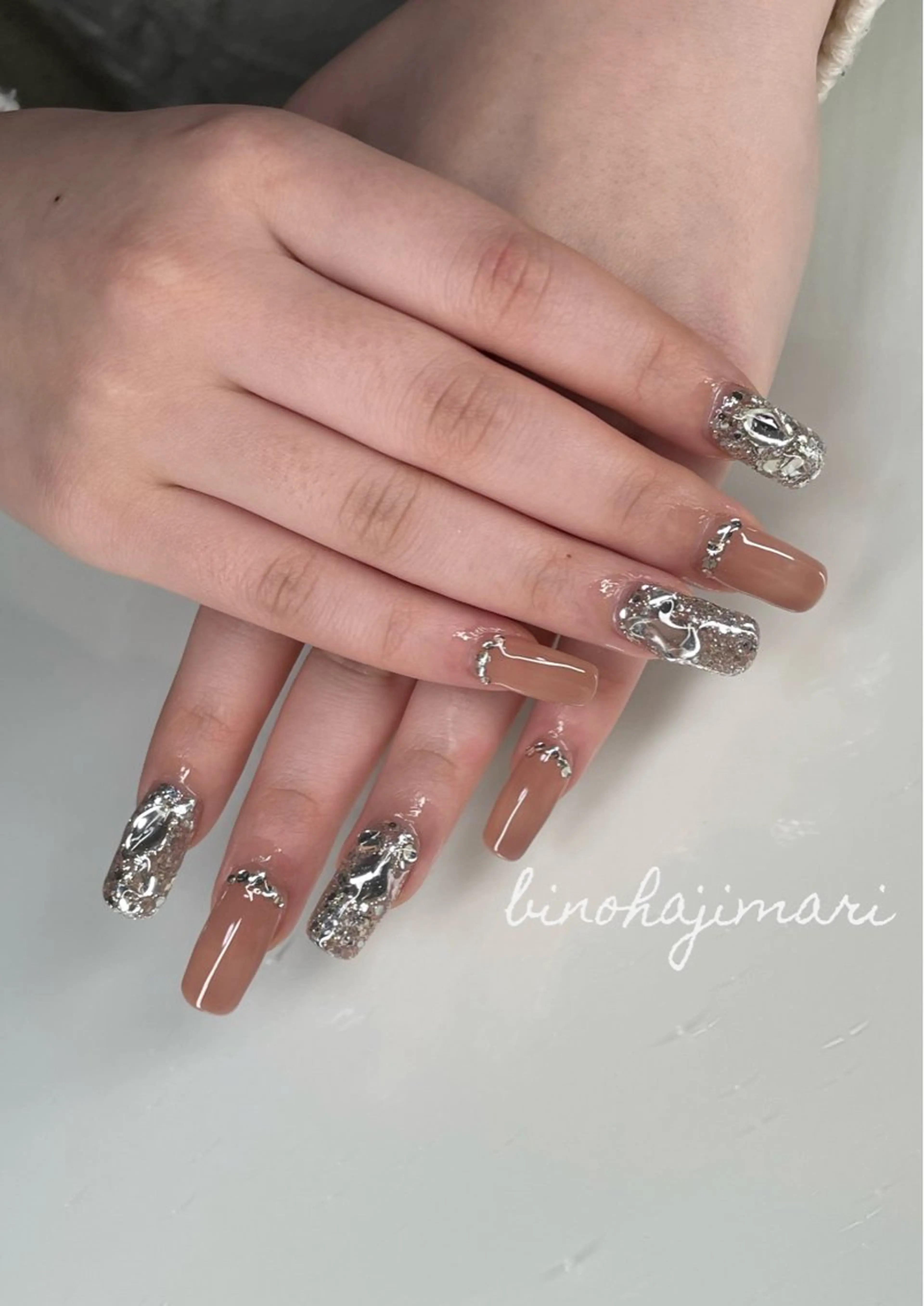 ネイル アートネイル フラッシュネイル ラメ(グリッター) シルバー スクエアネイル ハンドネイル ハンドケア ♡Bivi♡自爪に 優しいネイルサロンのネイルデザイン