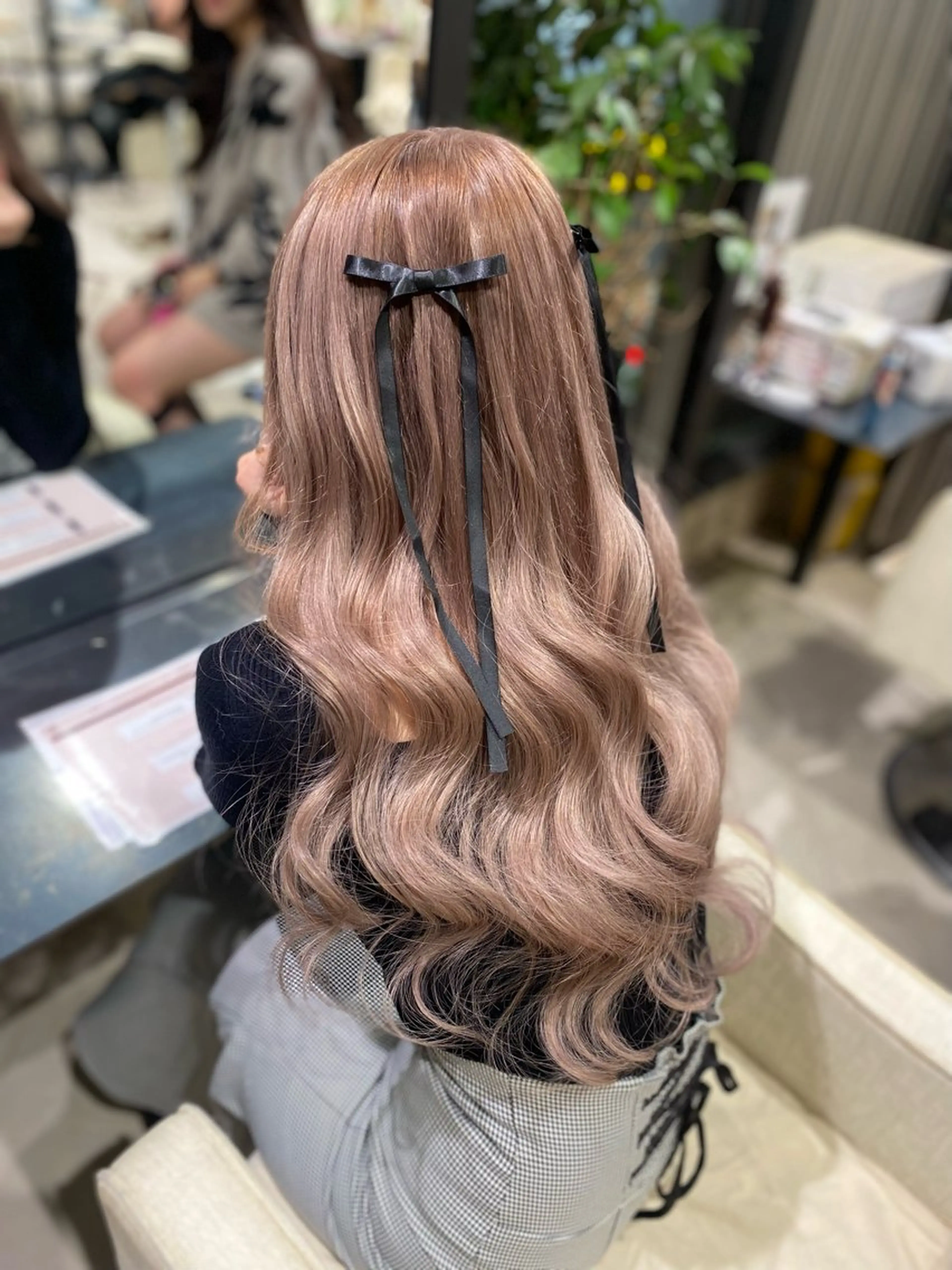 カラー ヘアカラー ハイトーン✨艶髪💘 💘 AYANO💘のヘアスタイル