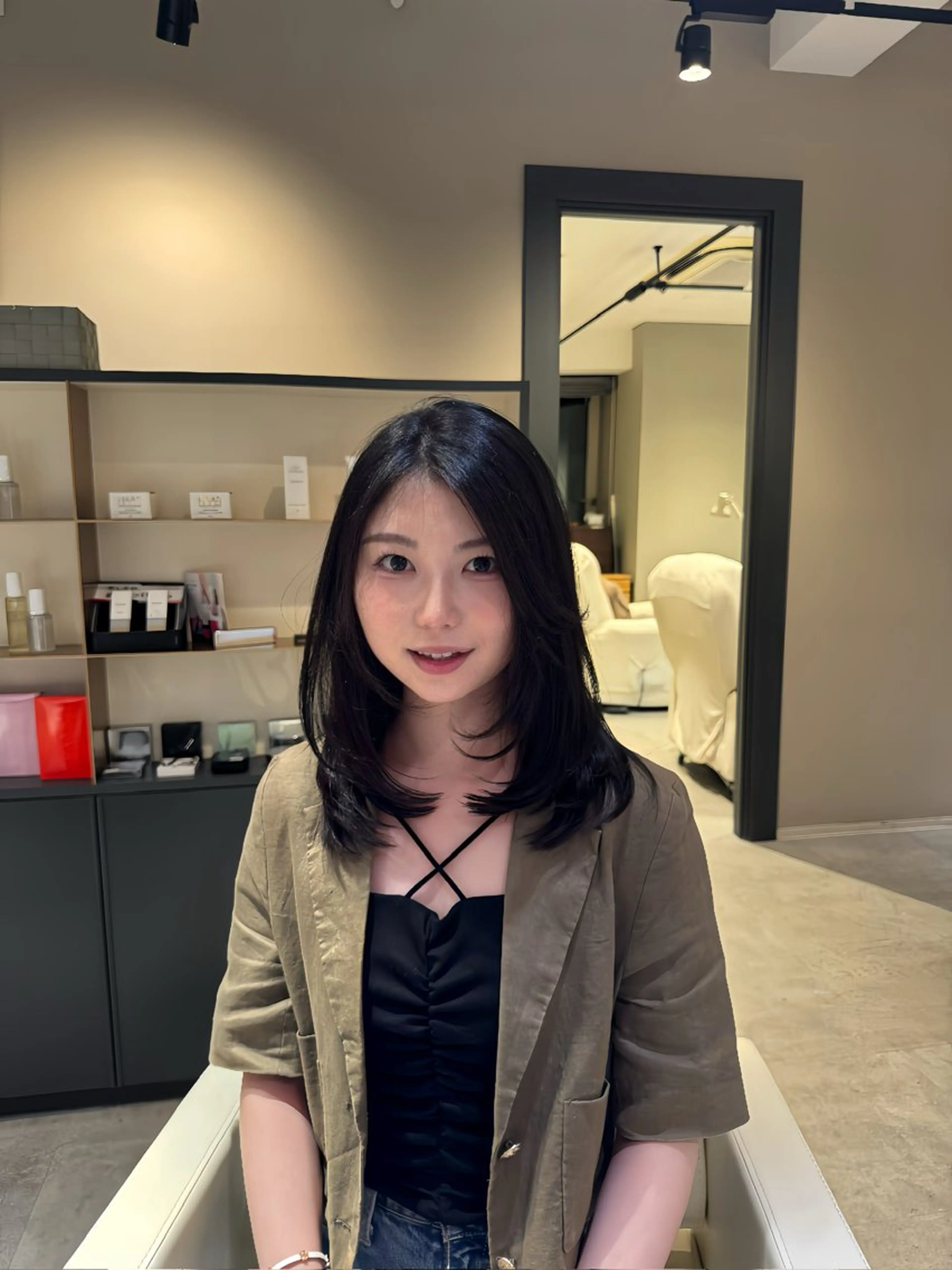 ミディアム ひめな 🎀ワンホンヘアのヘアスタイル