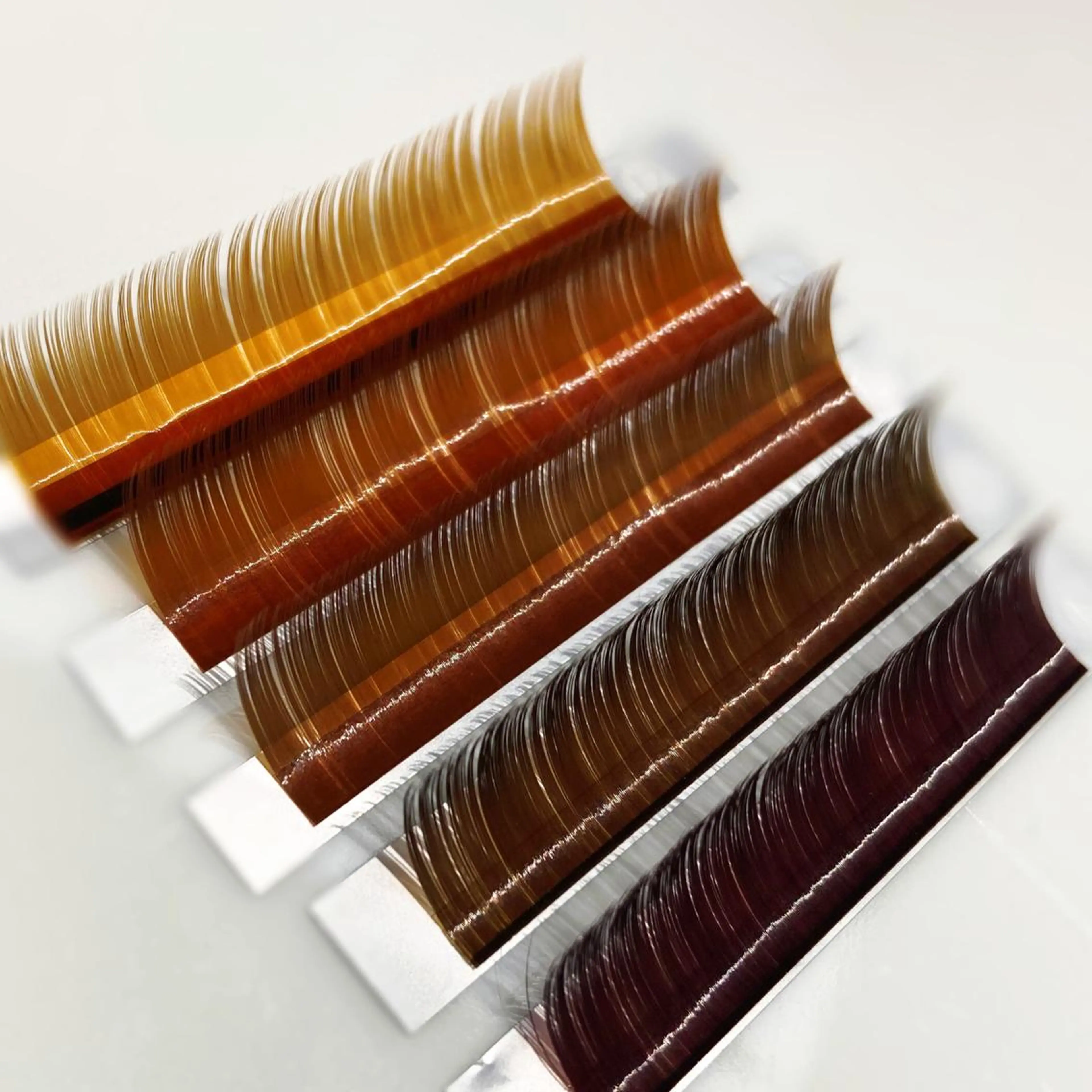 マツエク・マツパ カラーマツエク ボリュームラッシュ ichi ...のマツエク・マツパデザイン