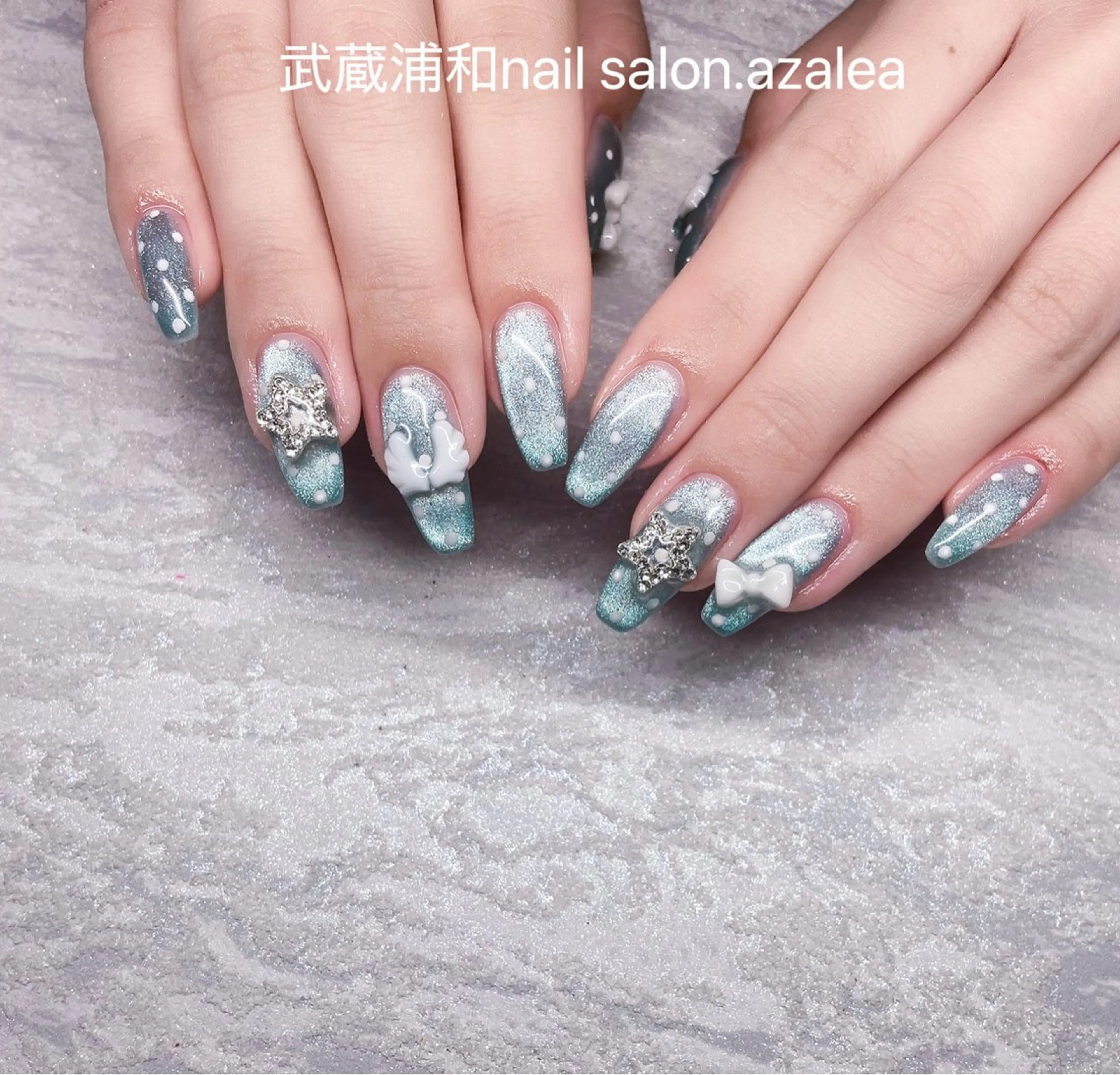 ネイル ハンドネイル R inのネイルデザイン