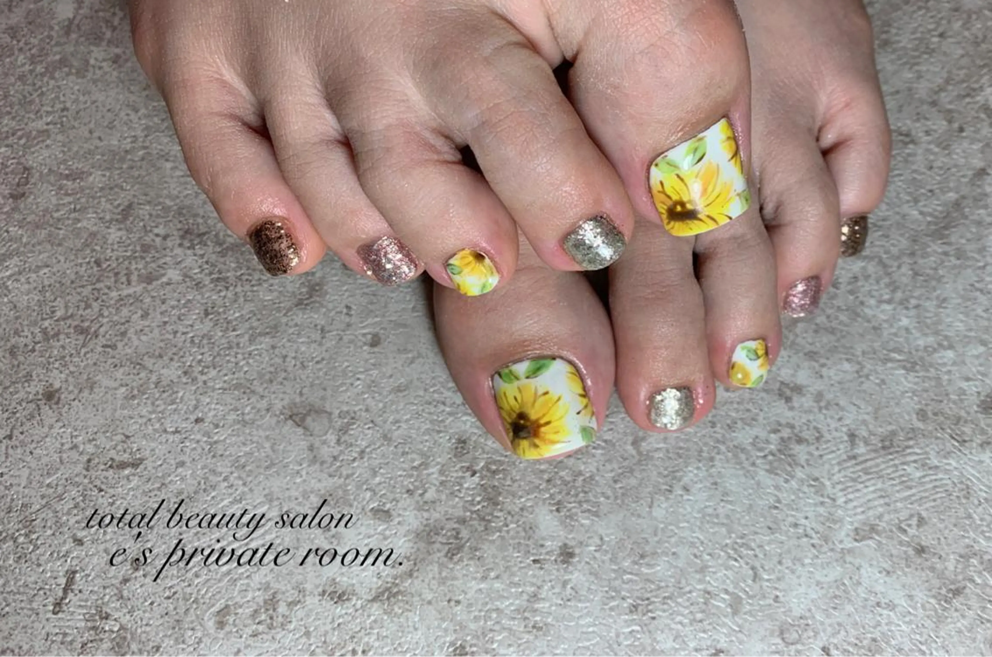 ネイル LAVISH nail salonのネイルデザイン