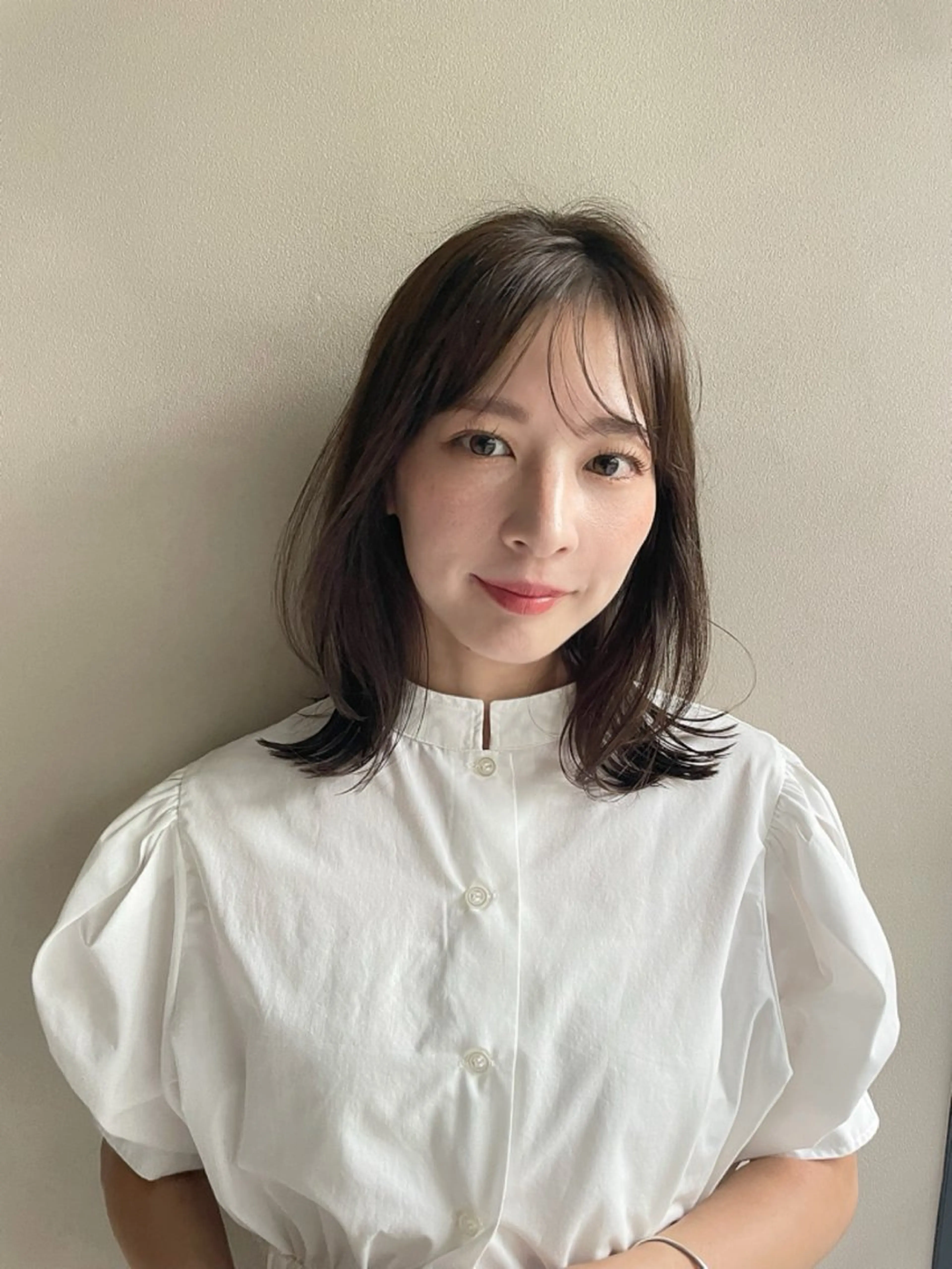 ミディアム TERU ADACHIのヘアスタイル